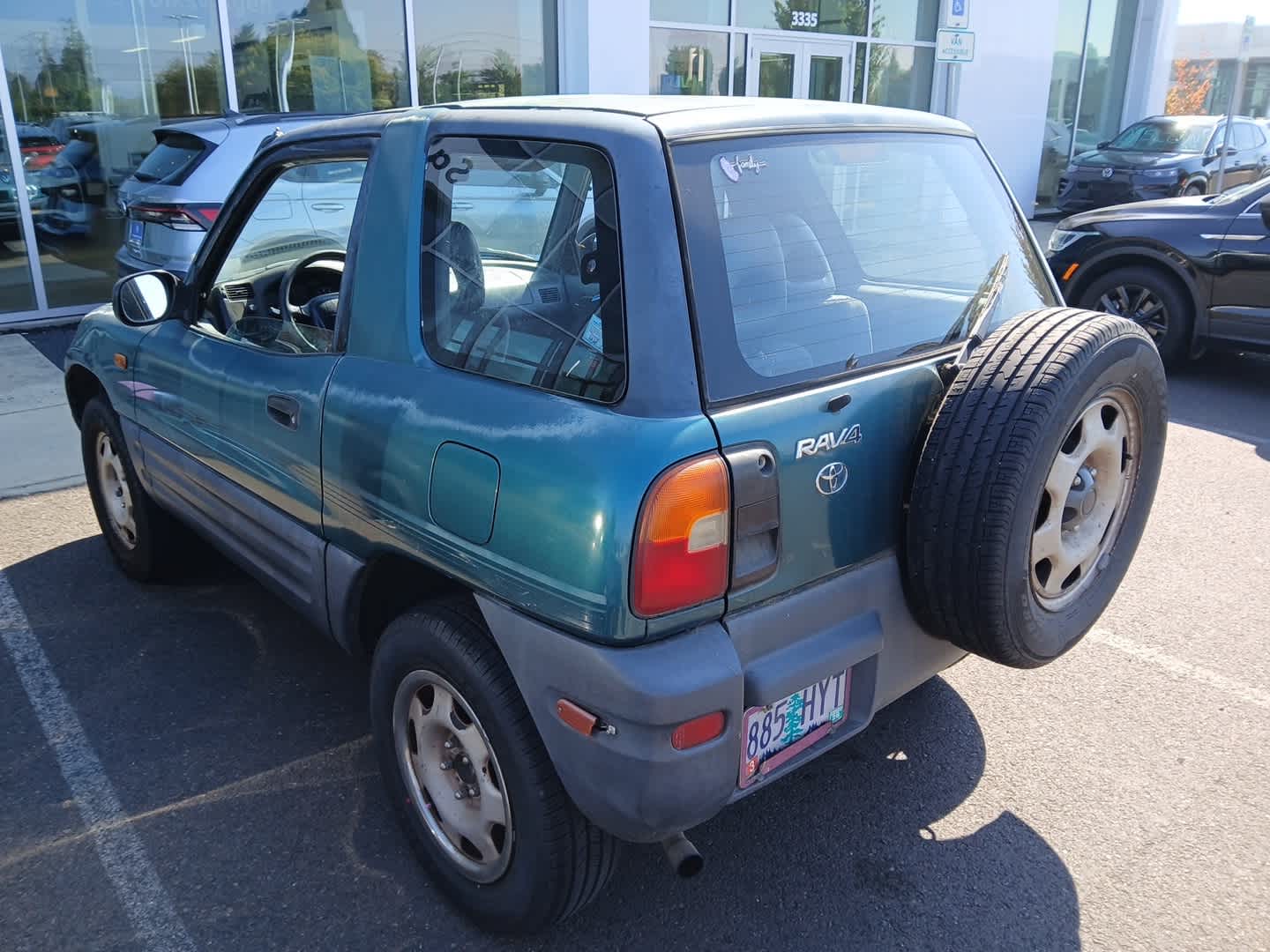 Thumbnail: 1997 Toyota RAV4 - 9