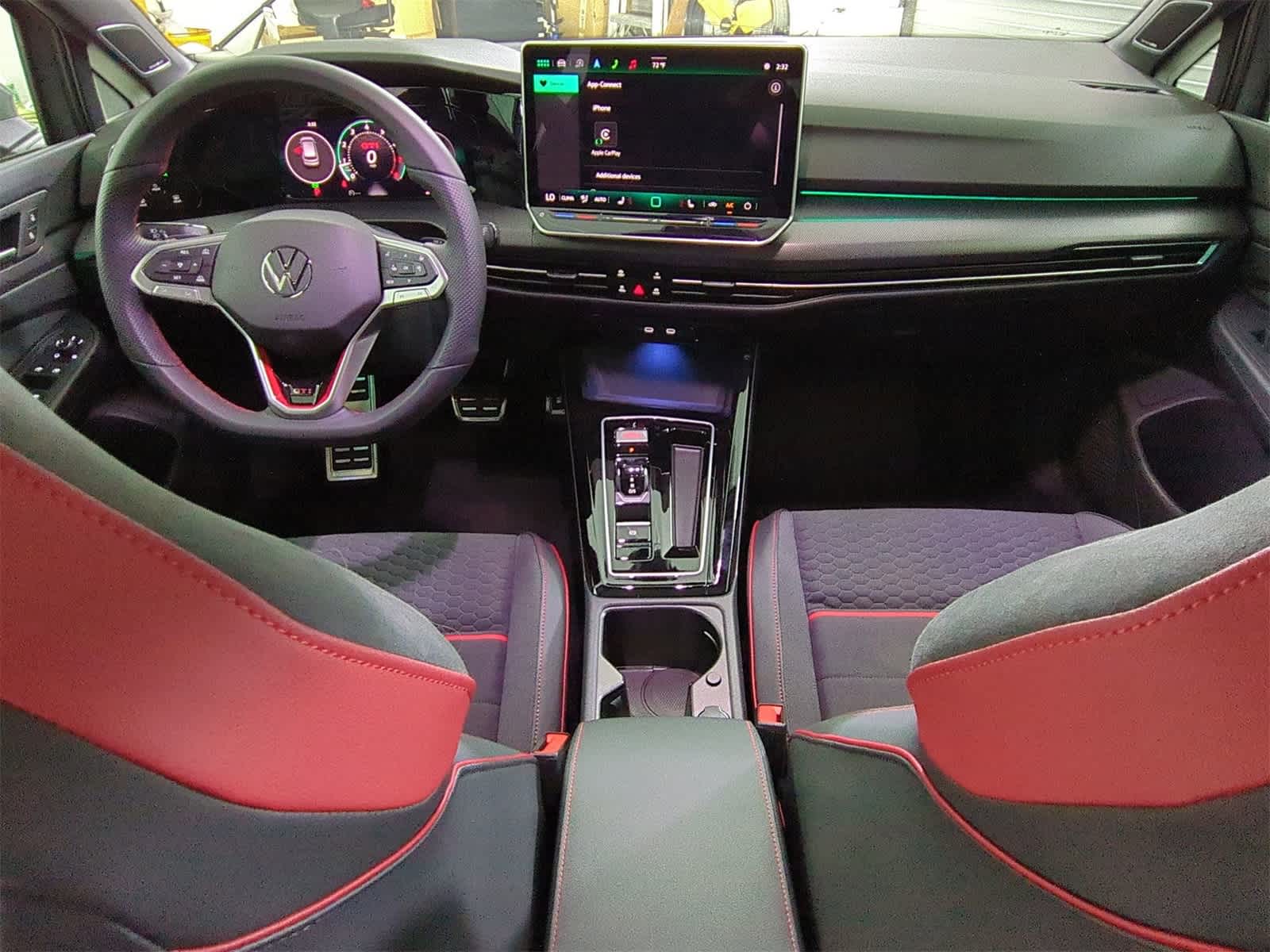 Thumbnail: 2025 Volkswagen Golf - 15