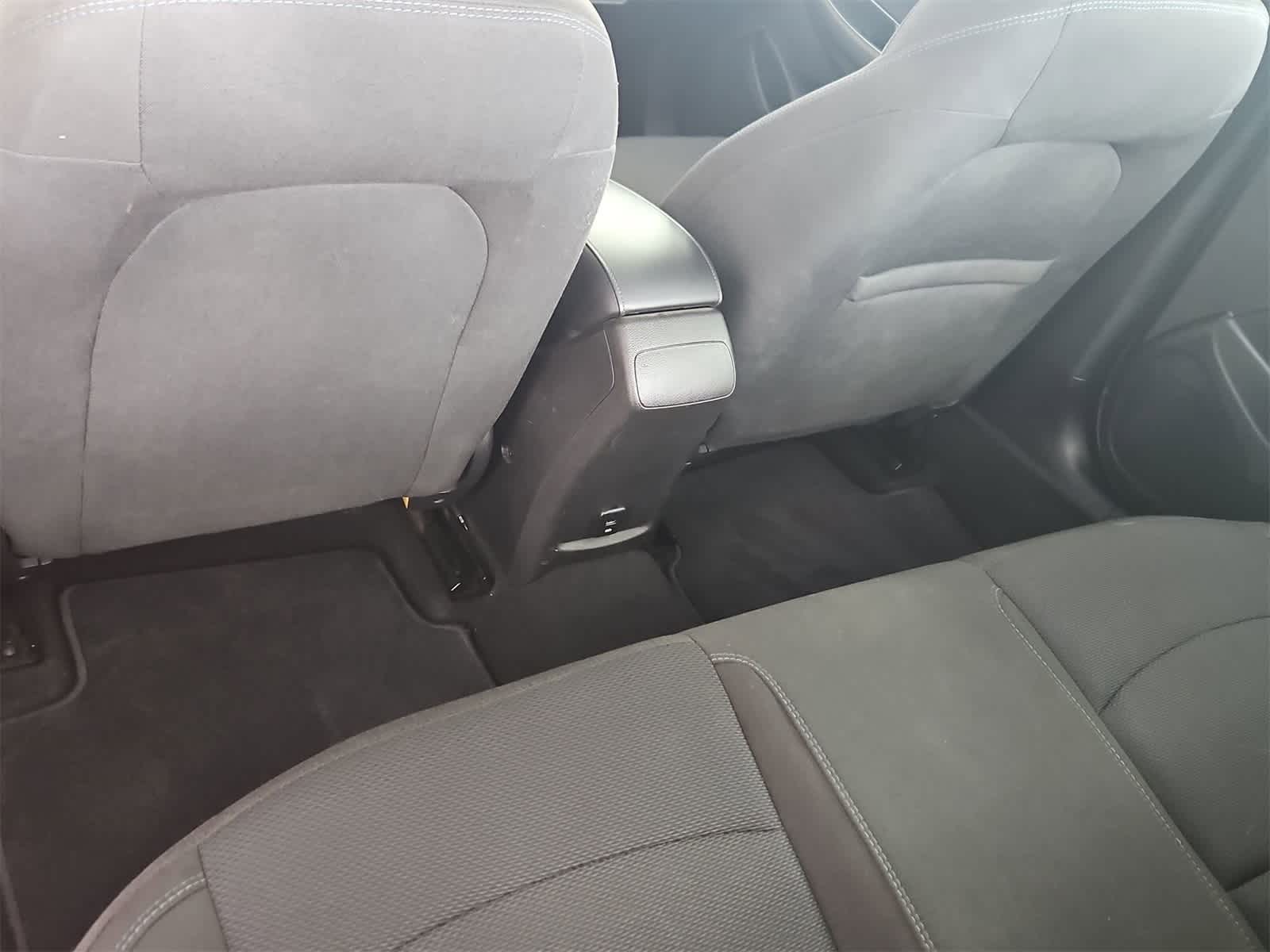 Thumbnail: 2018 Chevrolet Cruze - 17