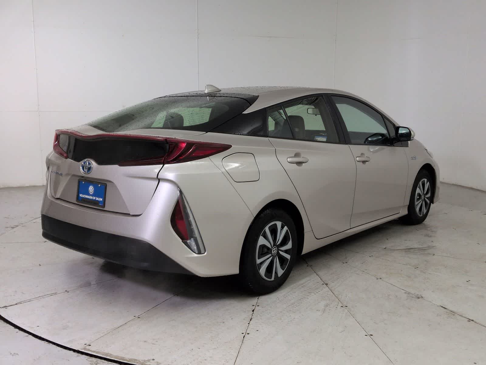 Thumbnail: 2019 Toyota Prius Prime - 6