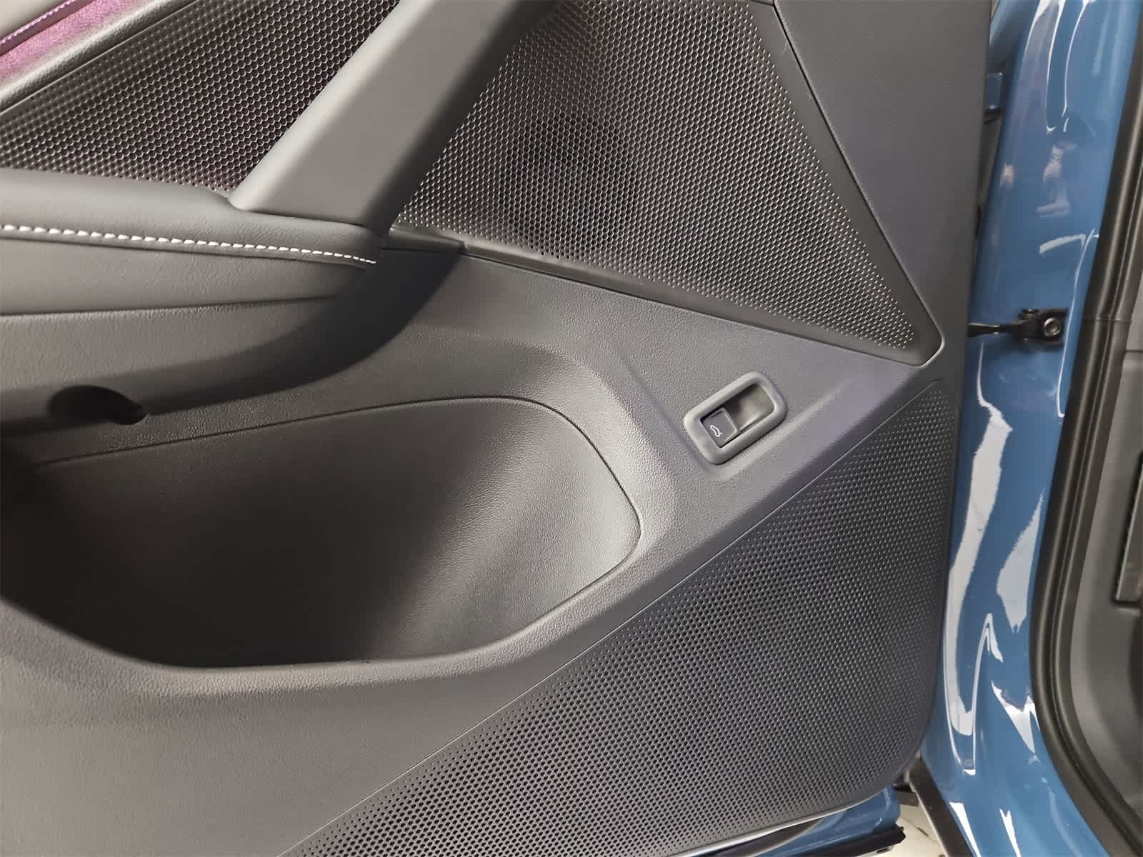 Thumbnail: 2026 Volkswagen Tiguan - 32