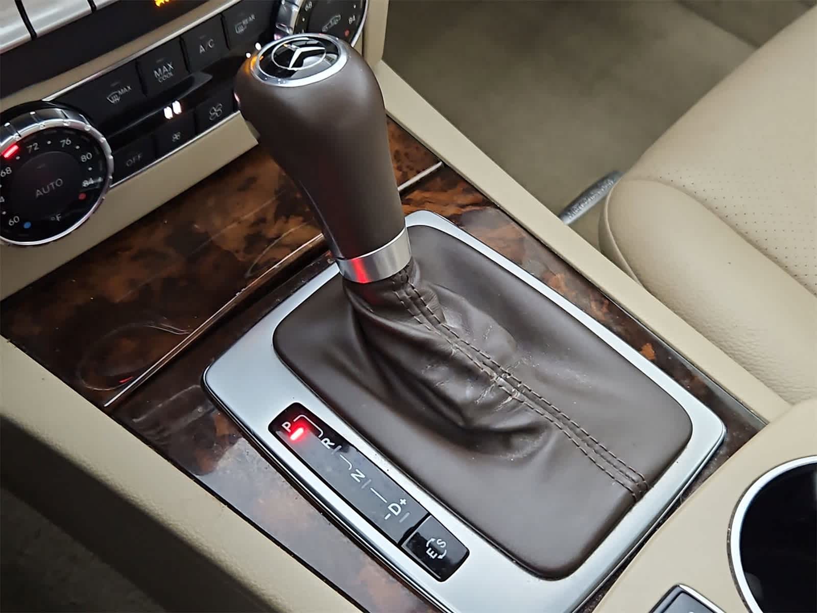 Thumbnail: 2013 Mercedes-Benz C-Class - 34