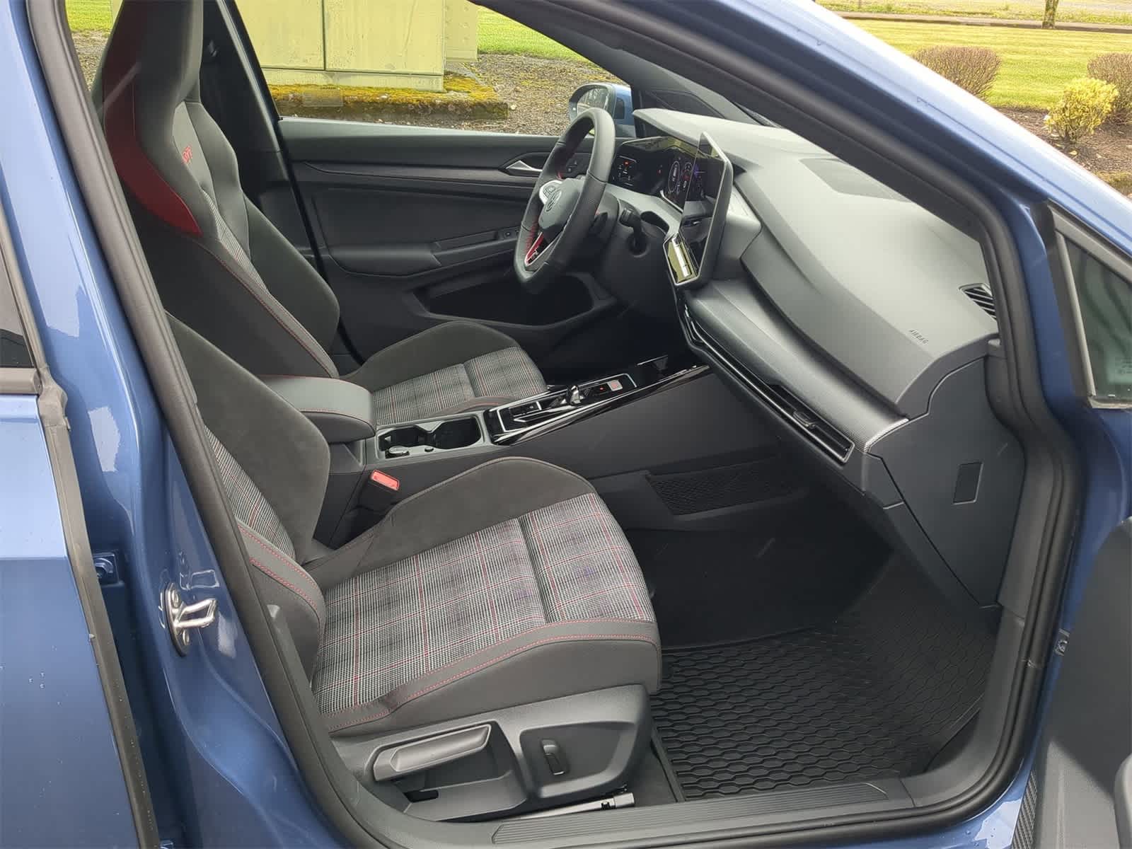 Thumbnail: 2026 Volkswagen Golf - 20