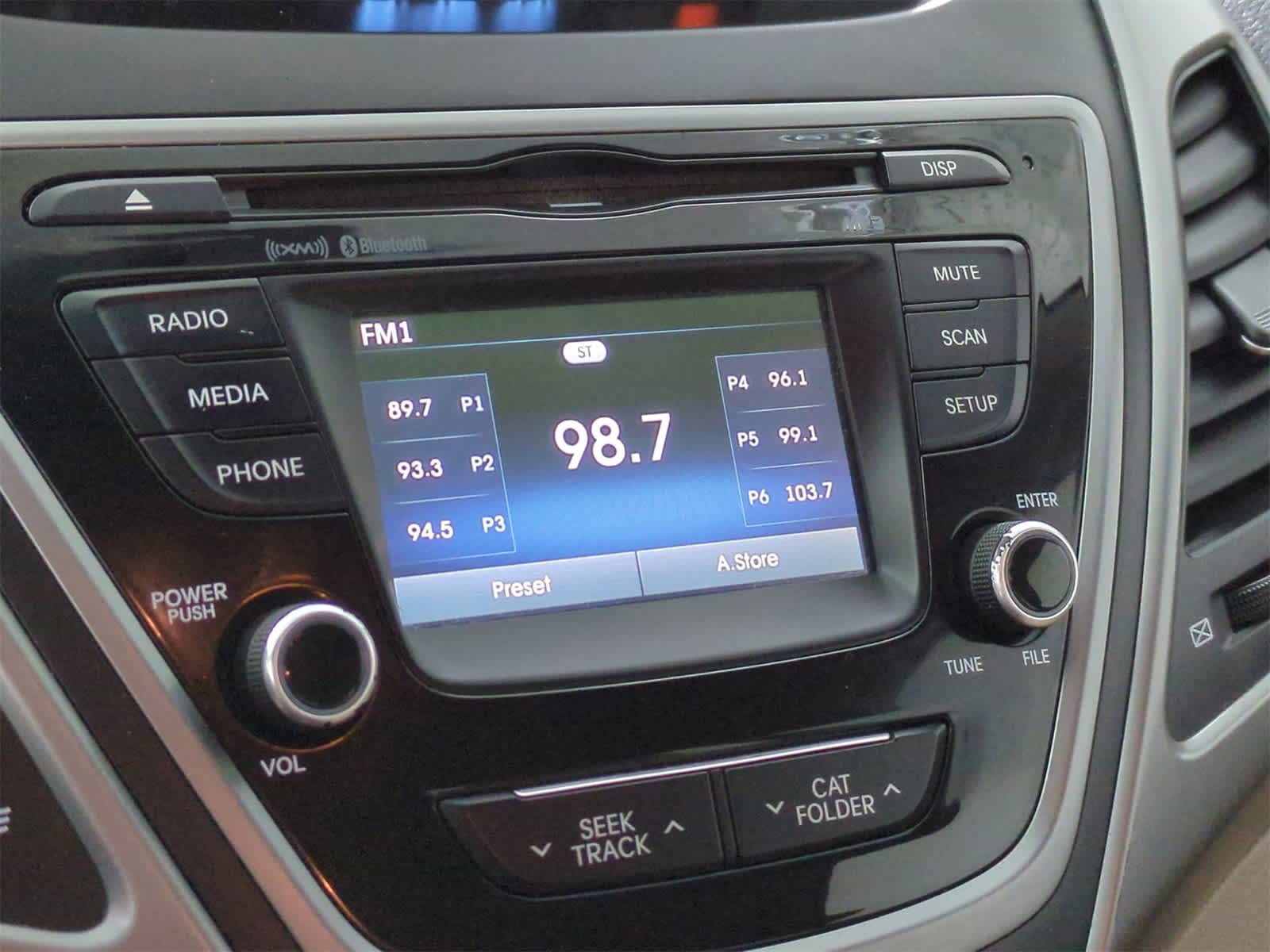 Thumbnail: 2014 Hyundai Elantra - 28