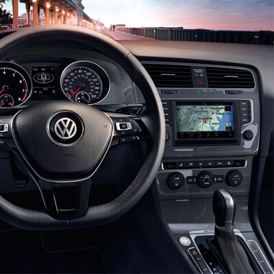 Volkswagen Golf Alltrack Interior and Exterior Vehicle Features