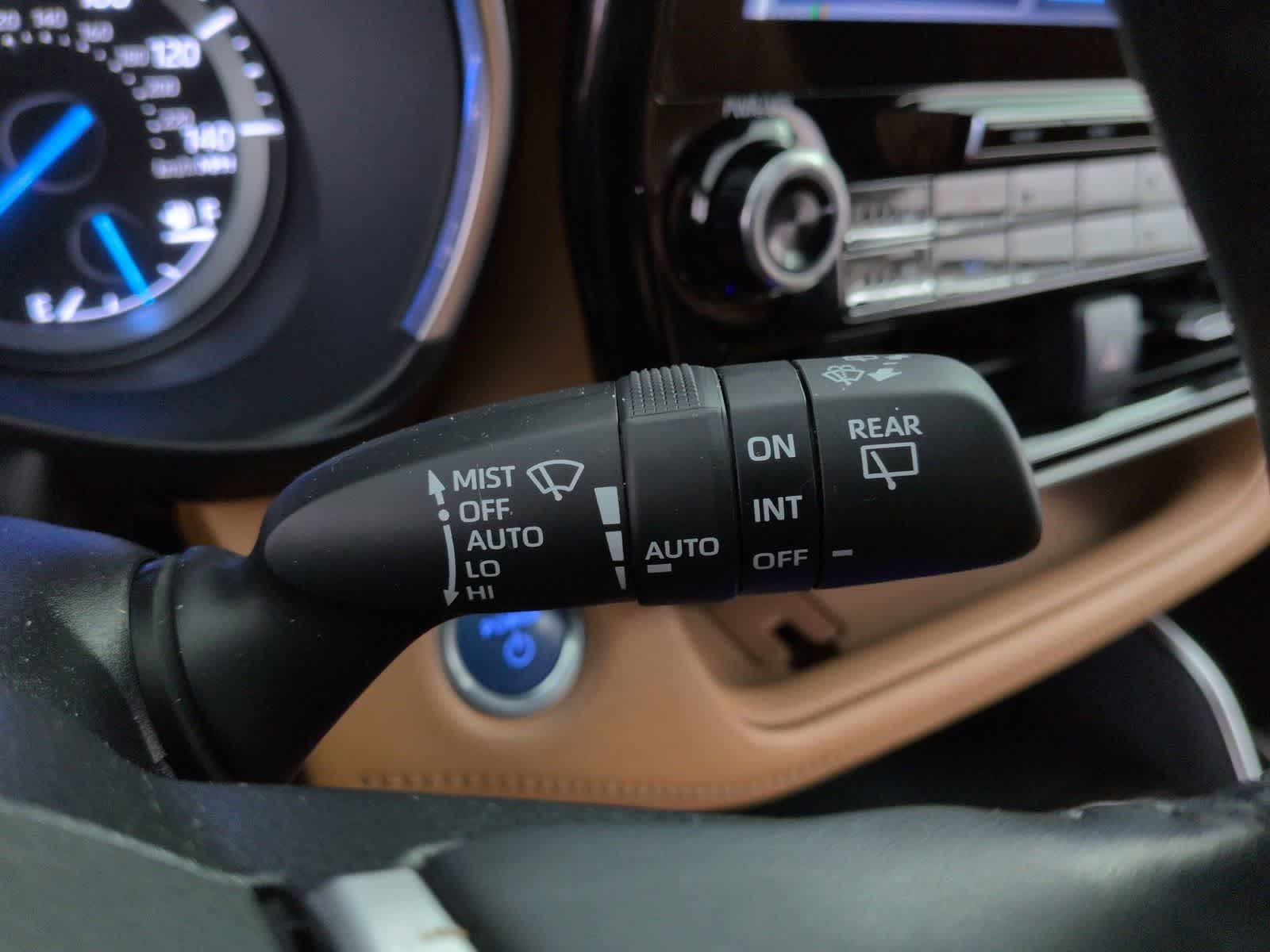 Thumbnail: 2021 Toyota Highlander - 26