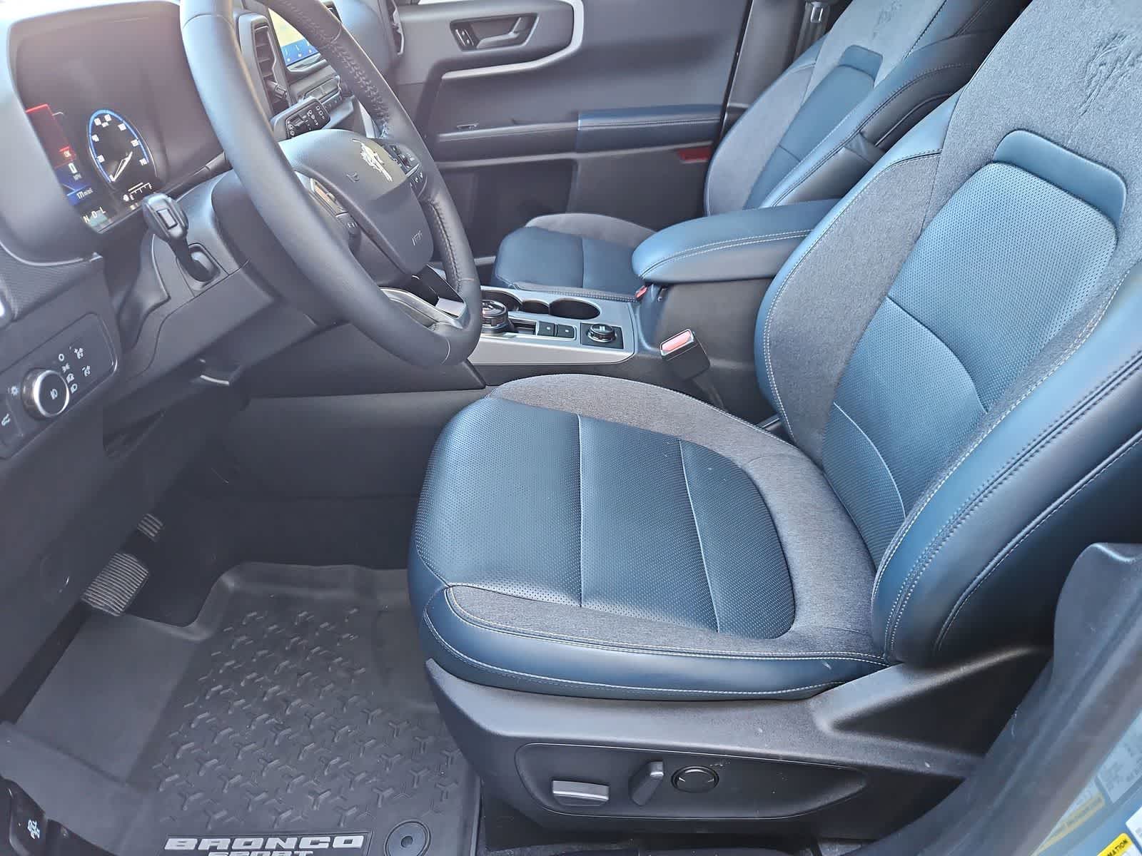 Thumbnail: 2021 Ford Bronco Sport - 16