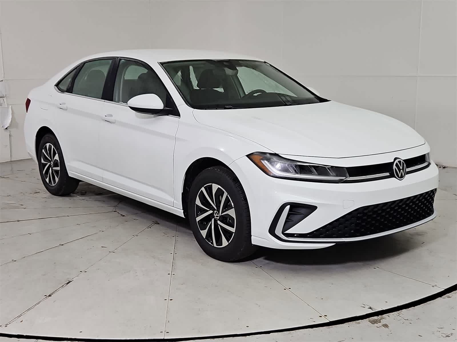 Thumbnail: 2026 Volkswagen Jetta - 8