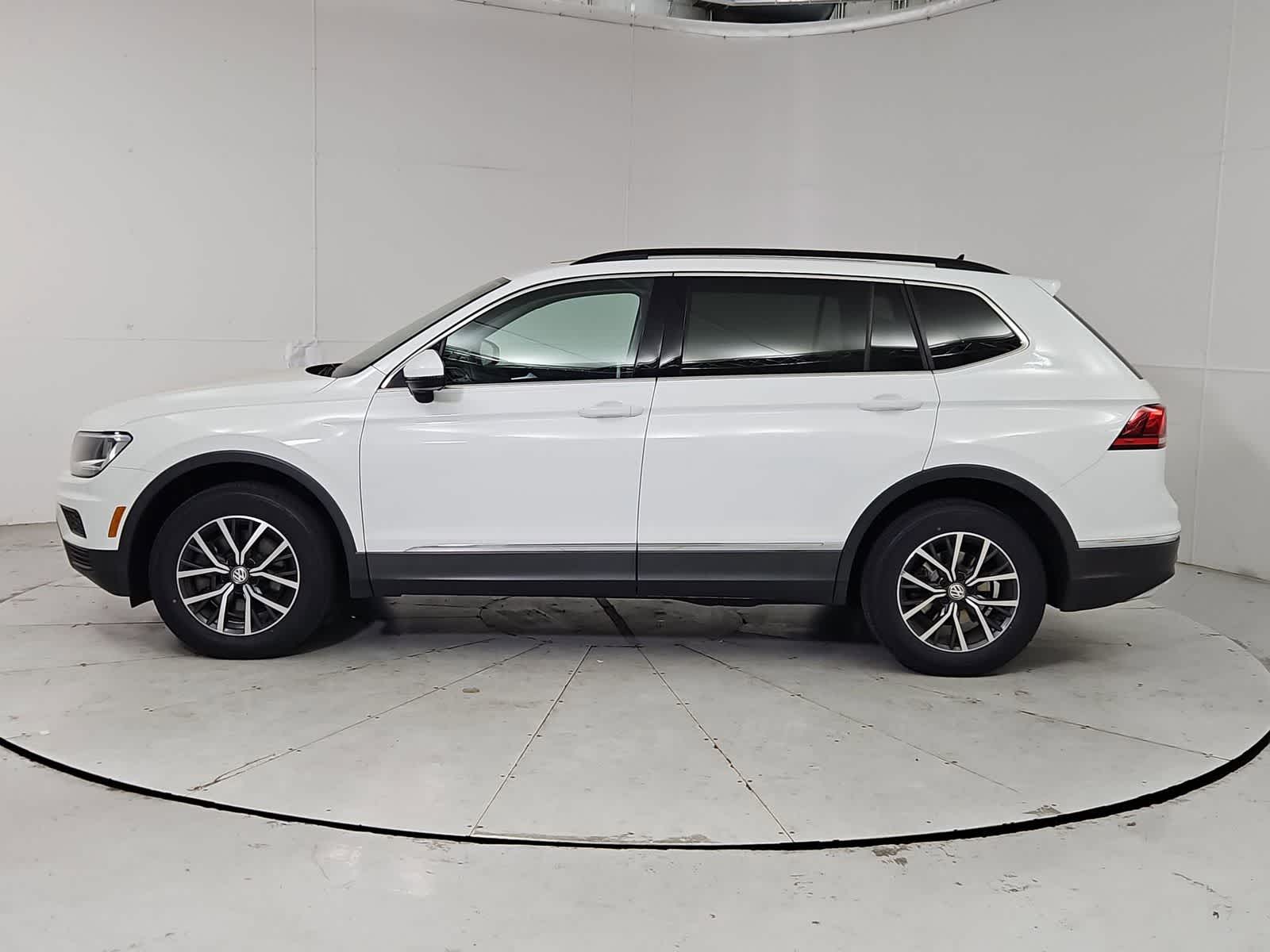Thumbnail: 2020 Volkswagen Tiguan - 3