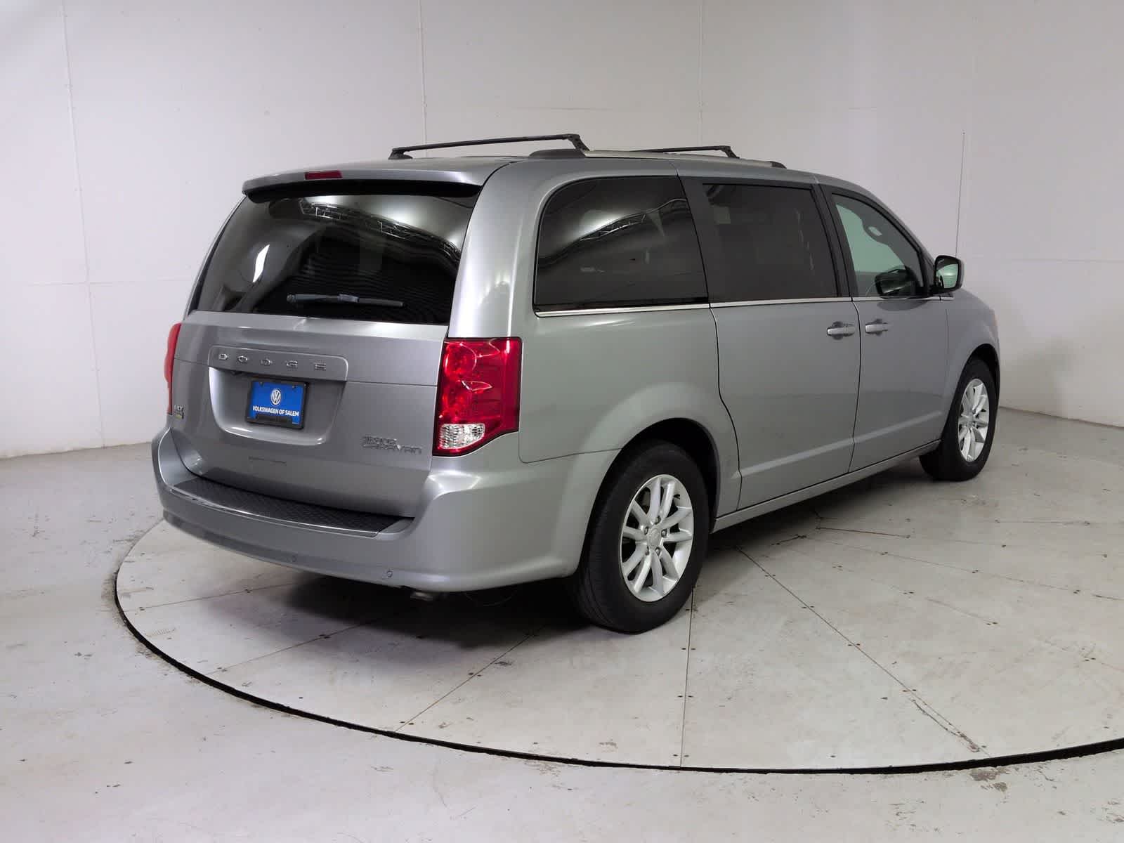 Thumbnail: 2019 Dodge Grand Caravan - 6