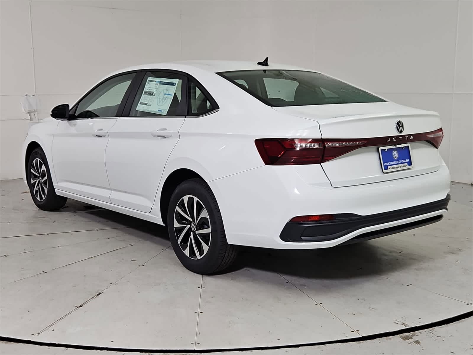 Thumbnail: 2026 Volkswagen Jetta - 4