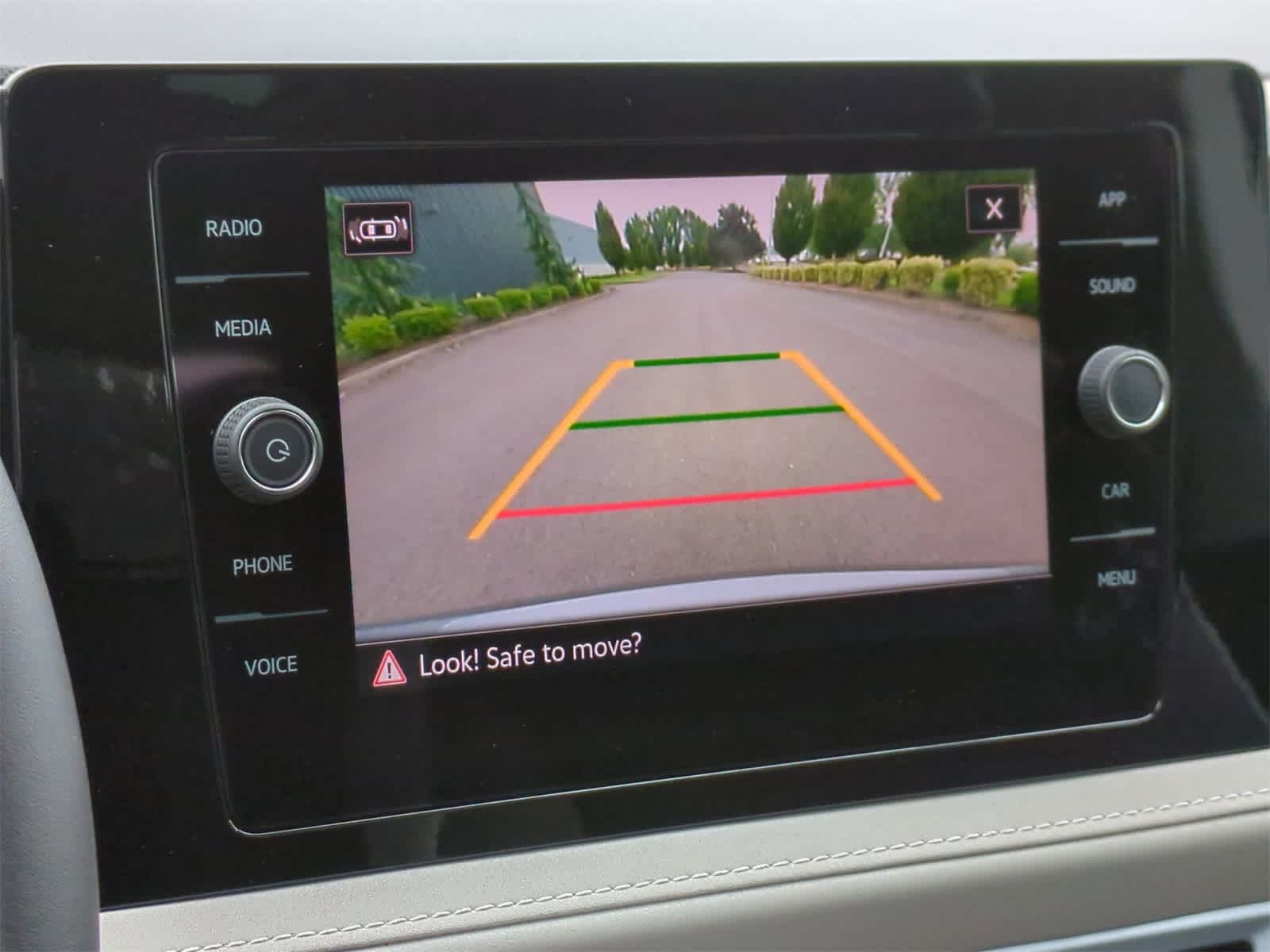 Thumbnail: 2025 Volkswagen Taos - 30