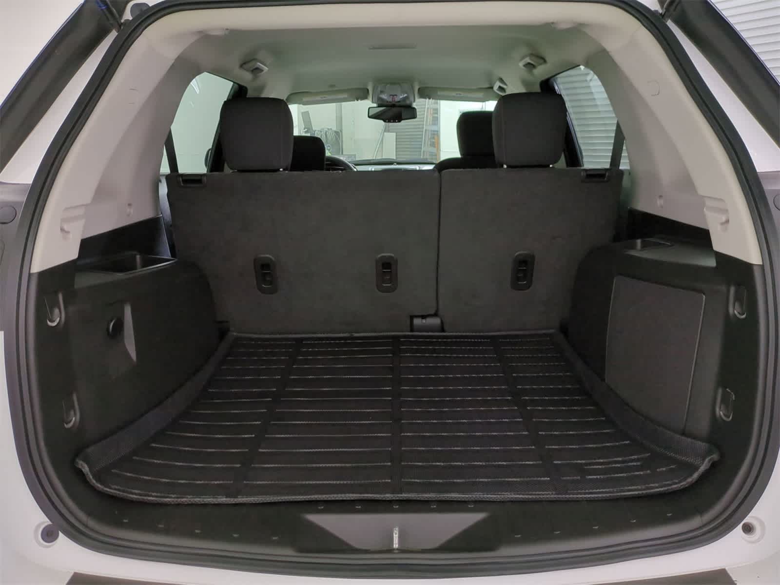 Thumbnail: 2015 GMC Terrain - 34