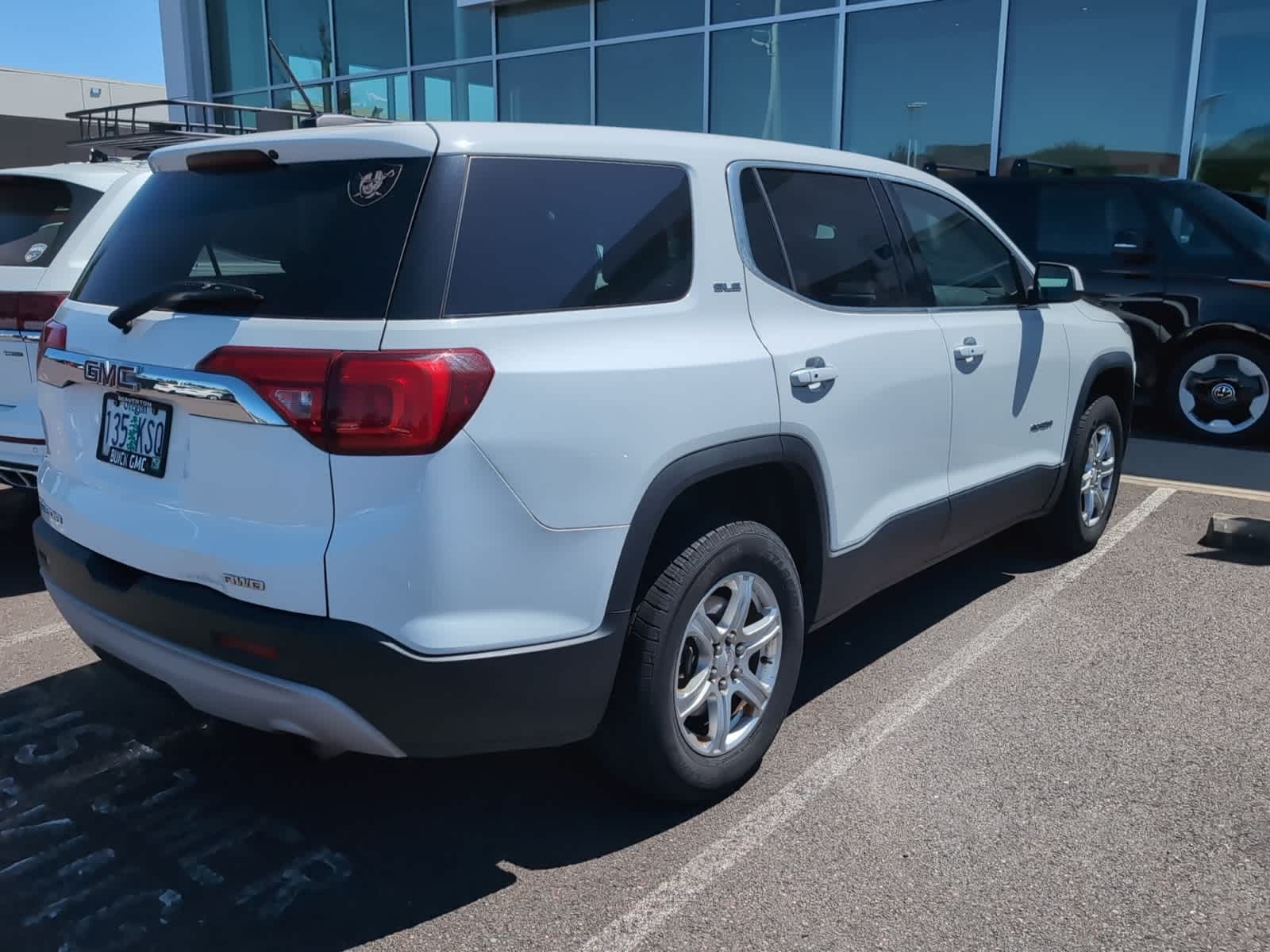 Thumbnail: 2018 GMC Acadia - 8