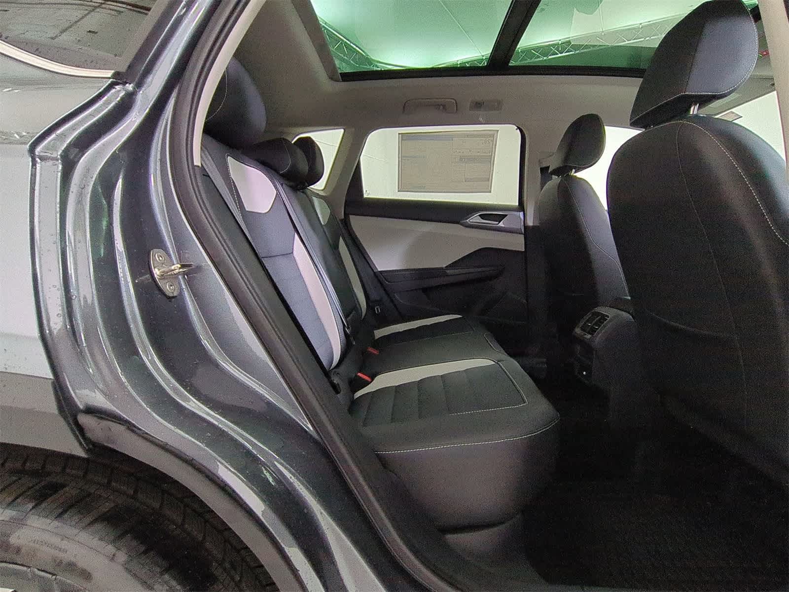 Thumbnail: 2025 Volkswagen Taos - 21