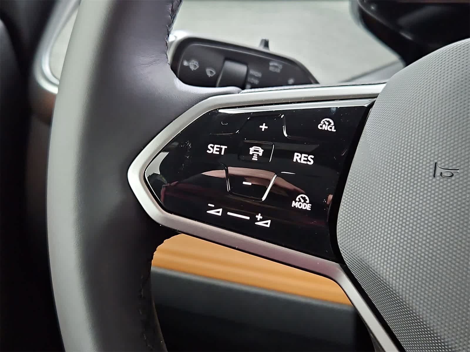 Thumbnail: 2025 Volkswagen ID.Buzz - 25