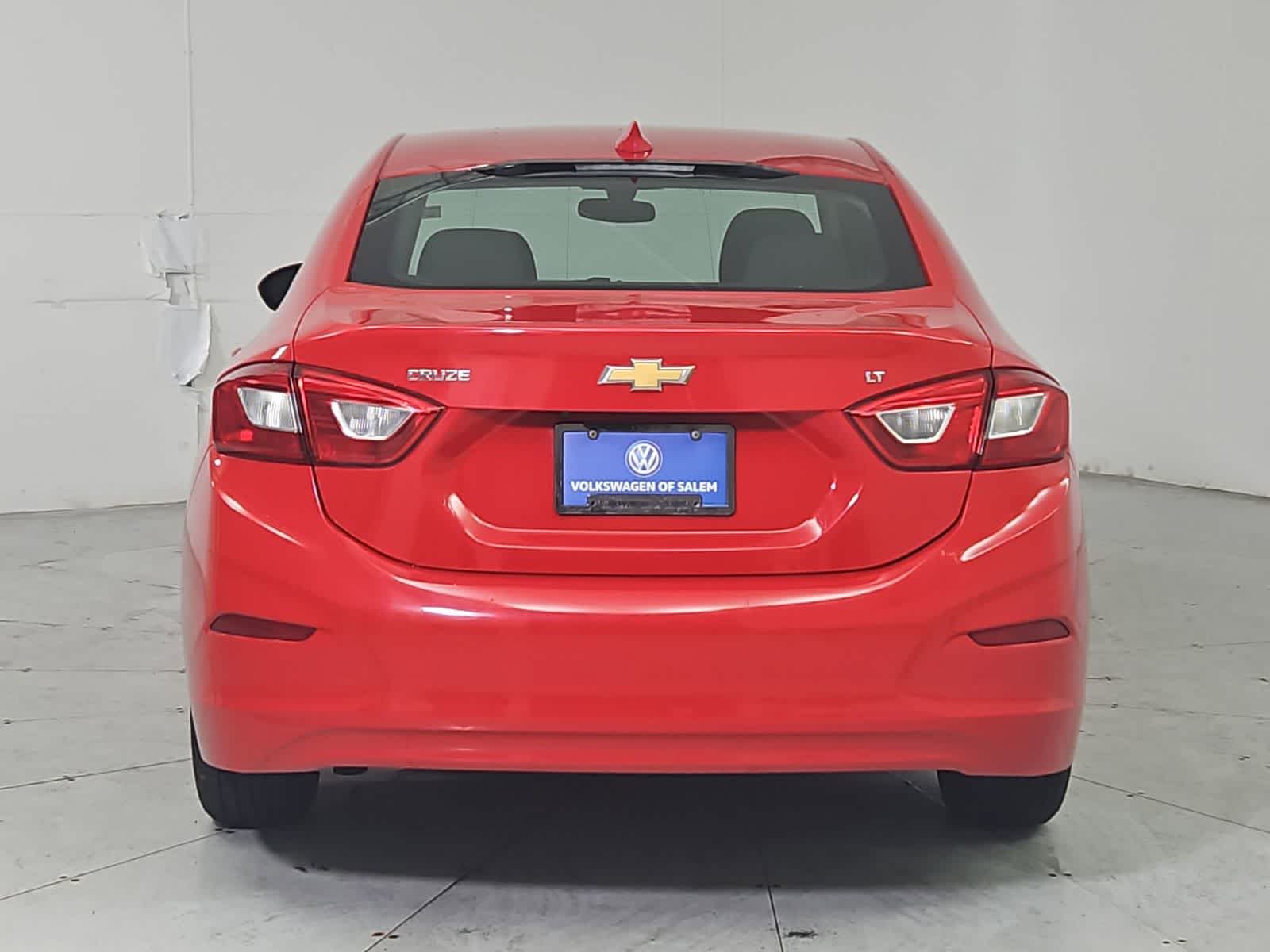 Thumbnail: 2018 Chevrolet Cruze - 5