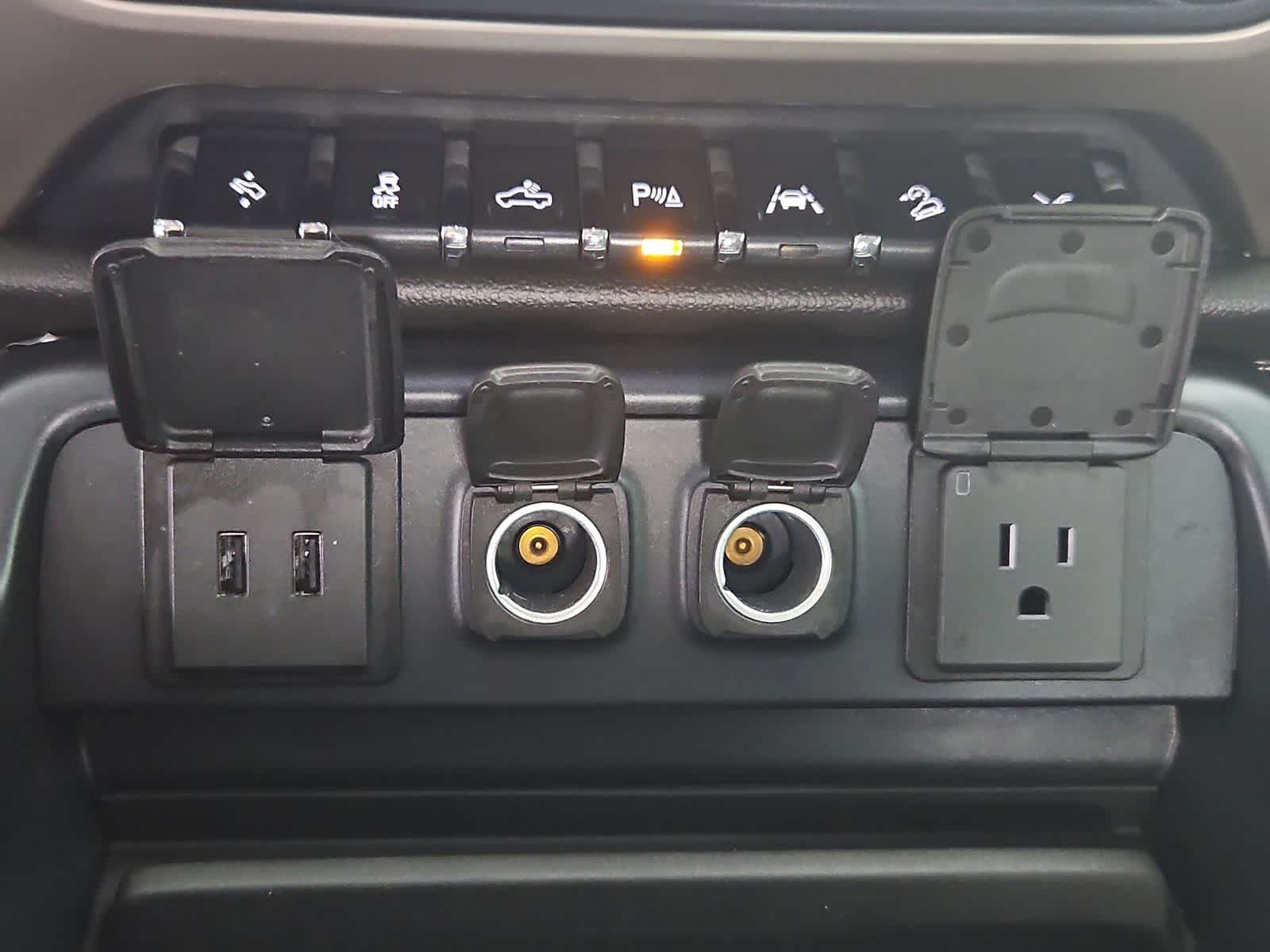 Thumbnail: 2018 GMC Sierra 1500 - 32