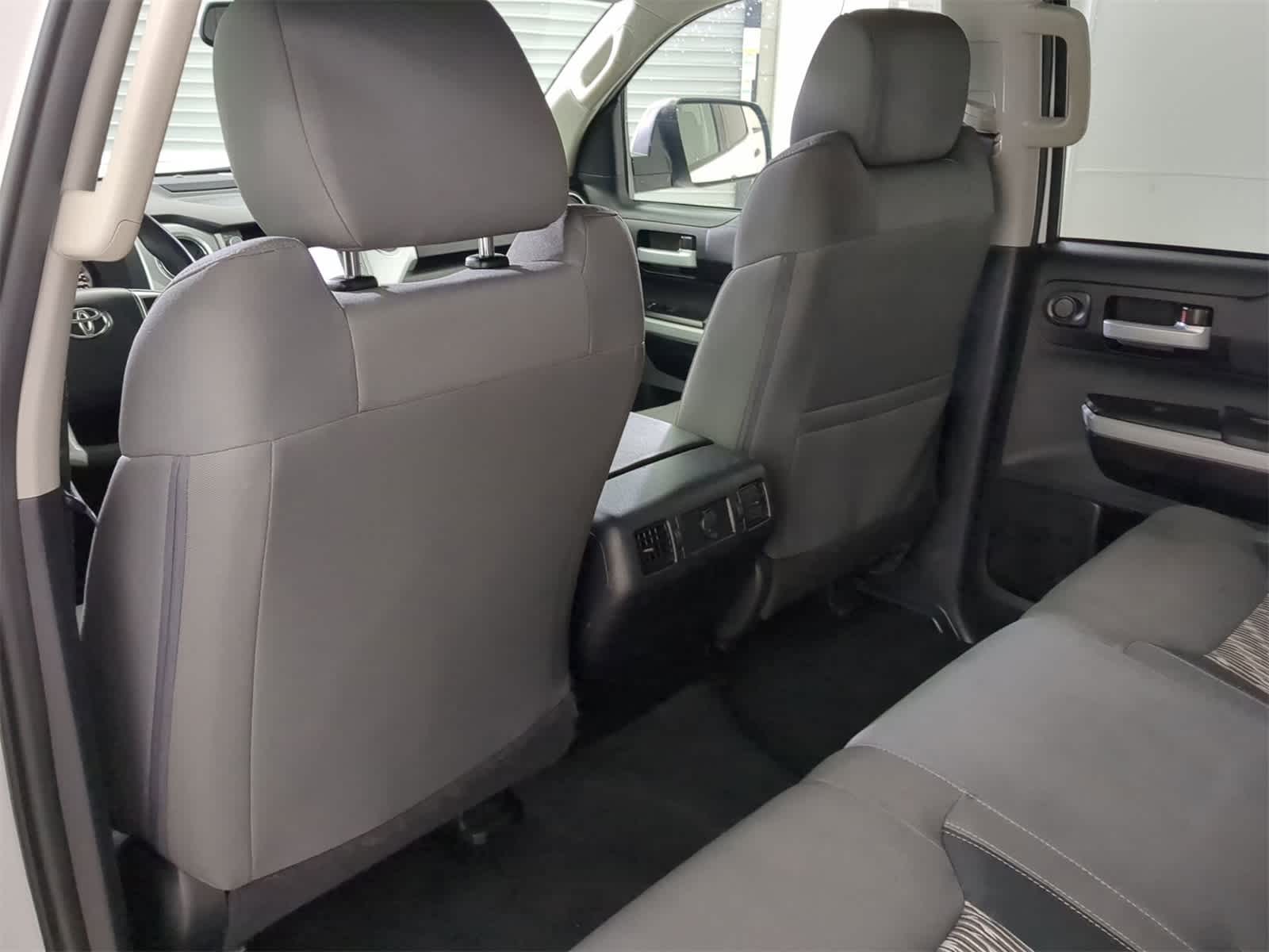 Thumbnail: 2021 Toyota Tundra - 17