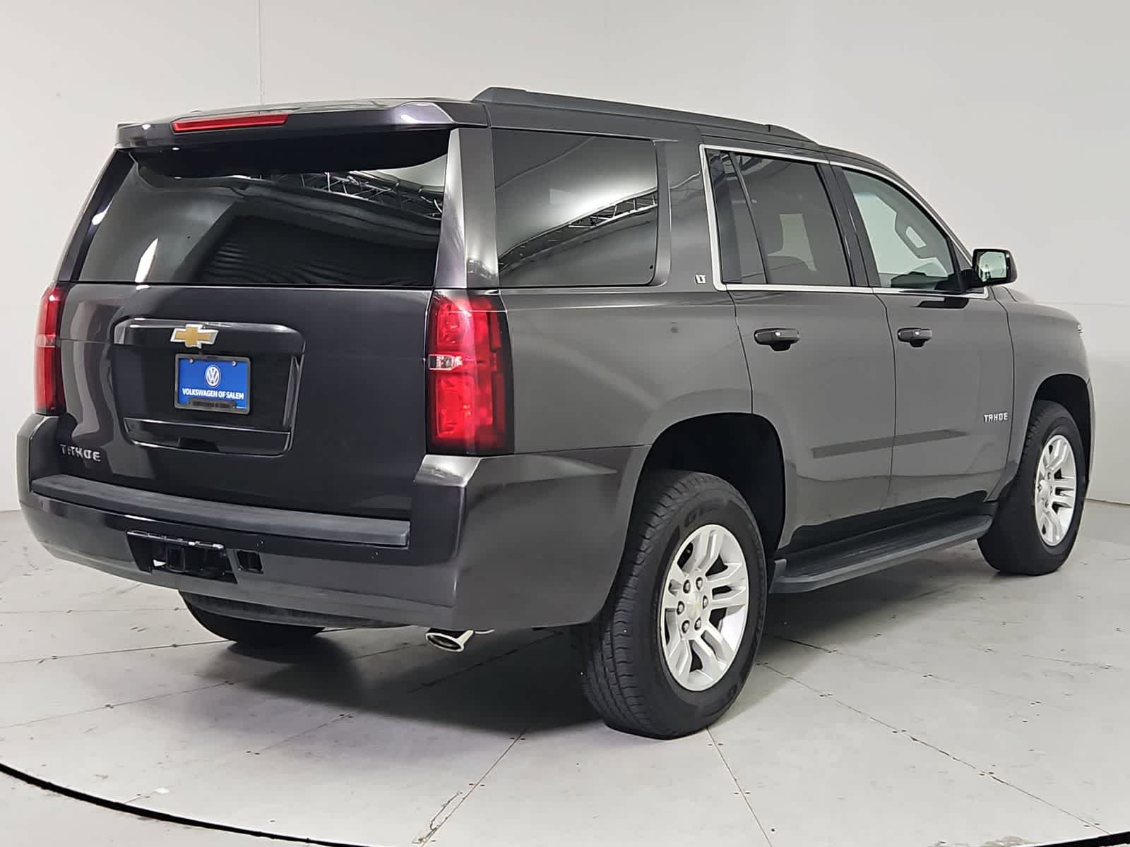 Thumbnail: 2017 Chevrolet Tahoe - 6