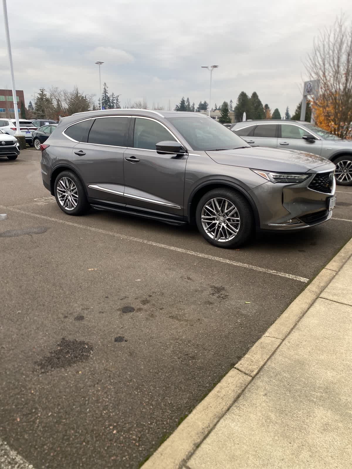 Thumbnail: 2022 Acura MDX - 3