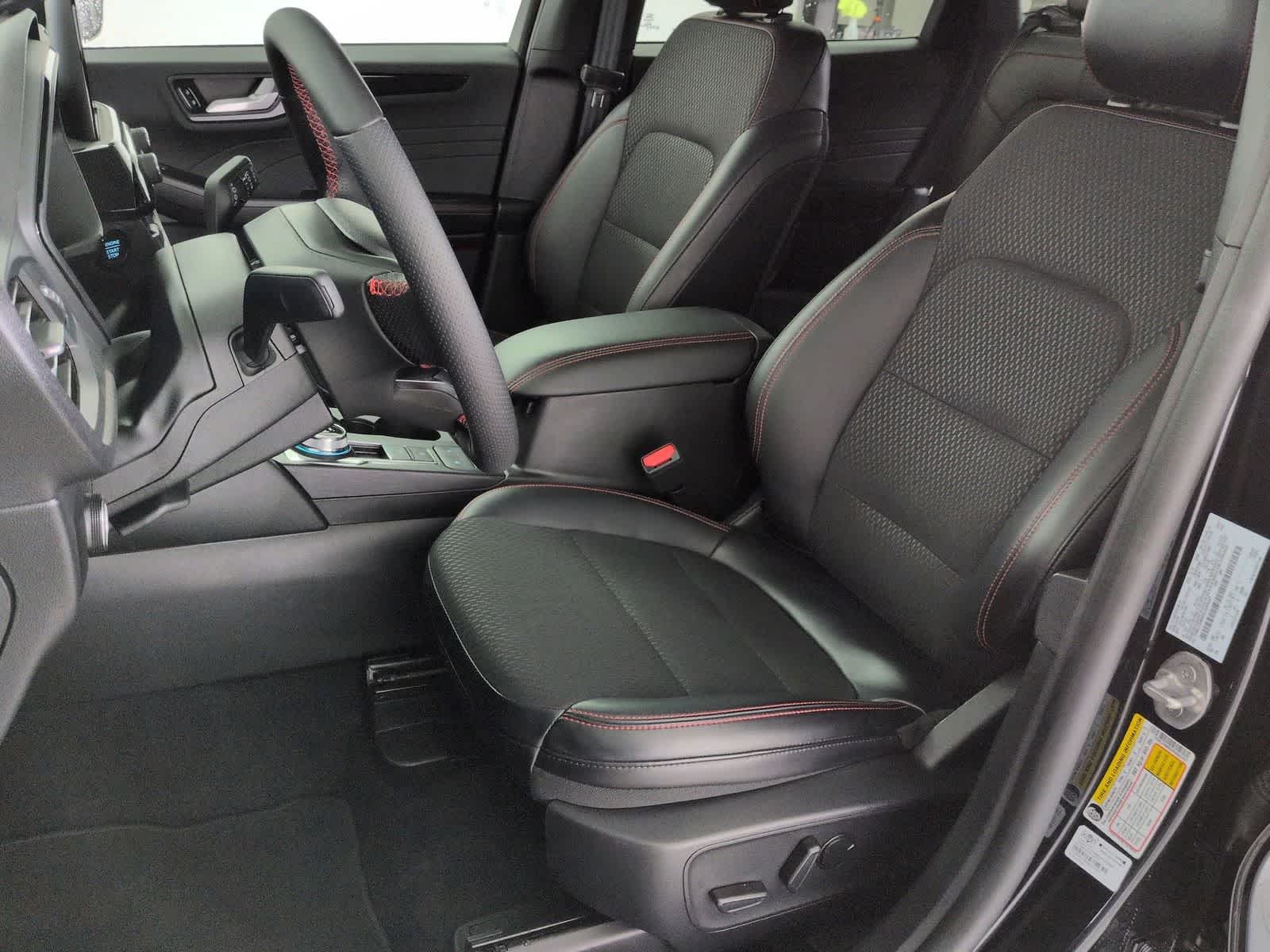 Thumbnail: 2025 Ford Escape - 15