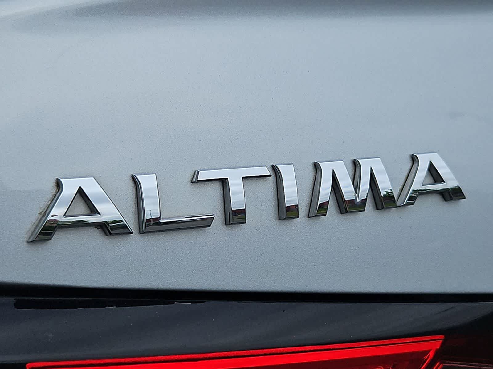 Thumbnail: 2021 Nissan Altima - 12