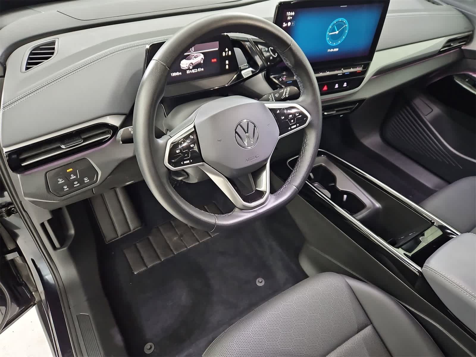 Thumbnail: 2023 Volkswagen ID.4 - 2