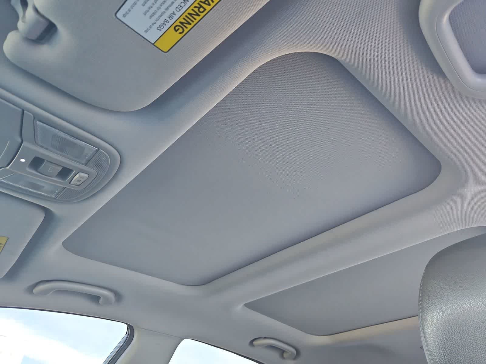 Thumbnail: 2014 Kia Optima - 19