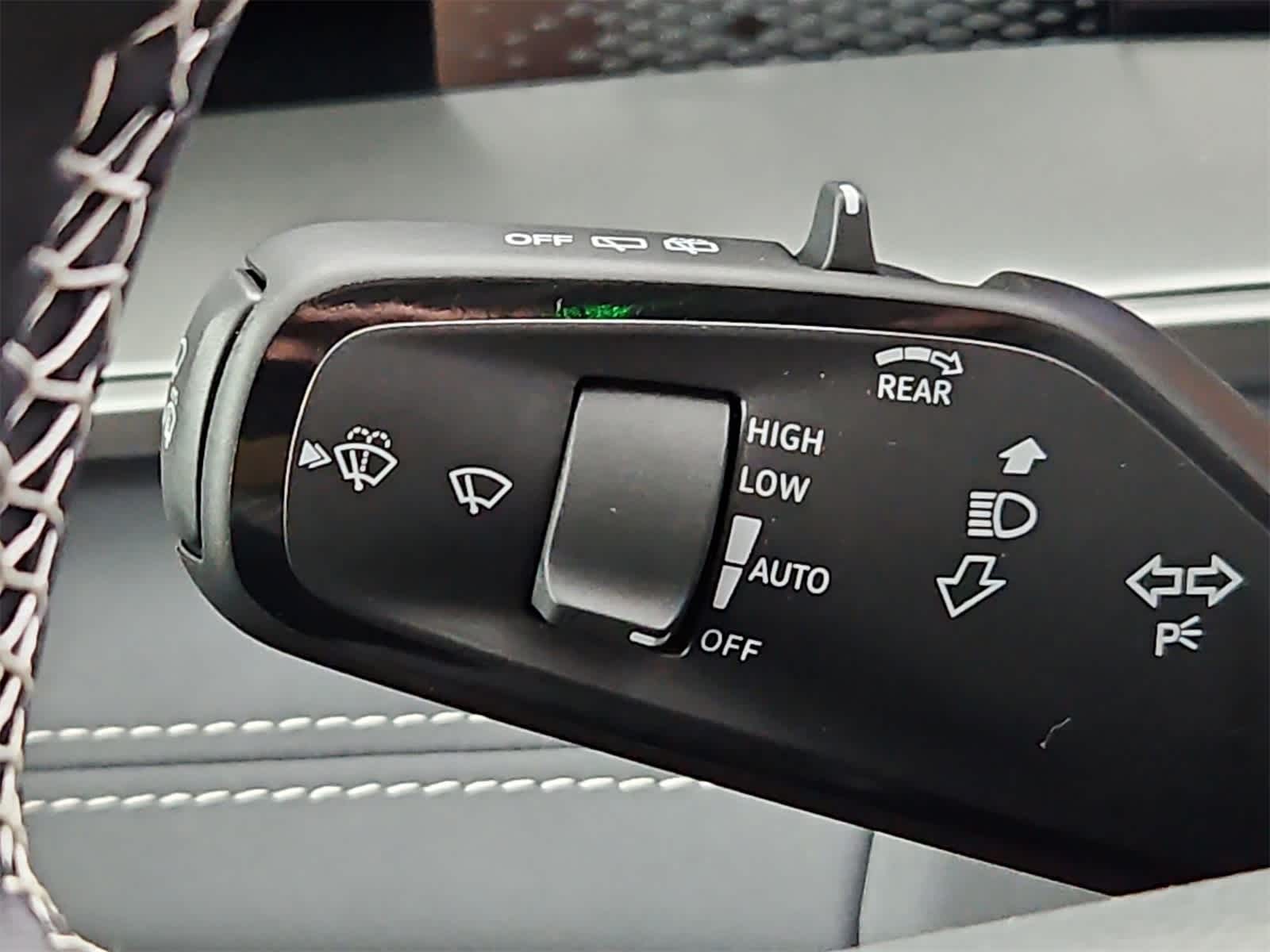 Thumbnail: 2025 Volkswagen Tiguan - 27