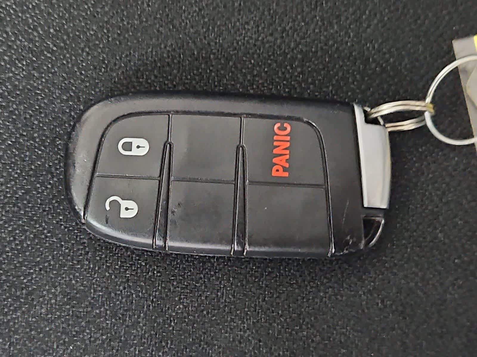 Thumbnail: 2019 Jeep Grand Cherokee - 35