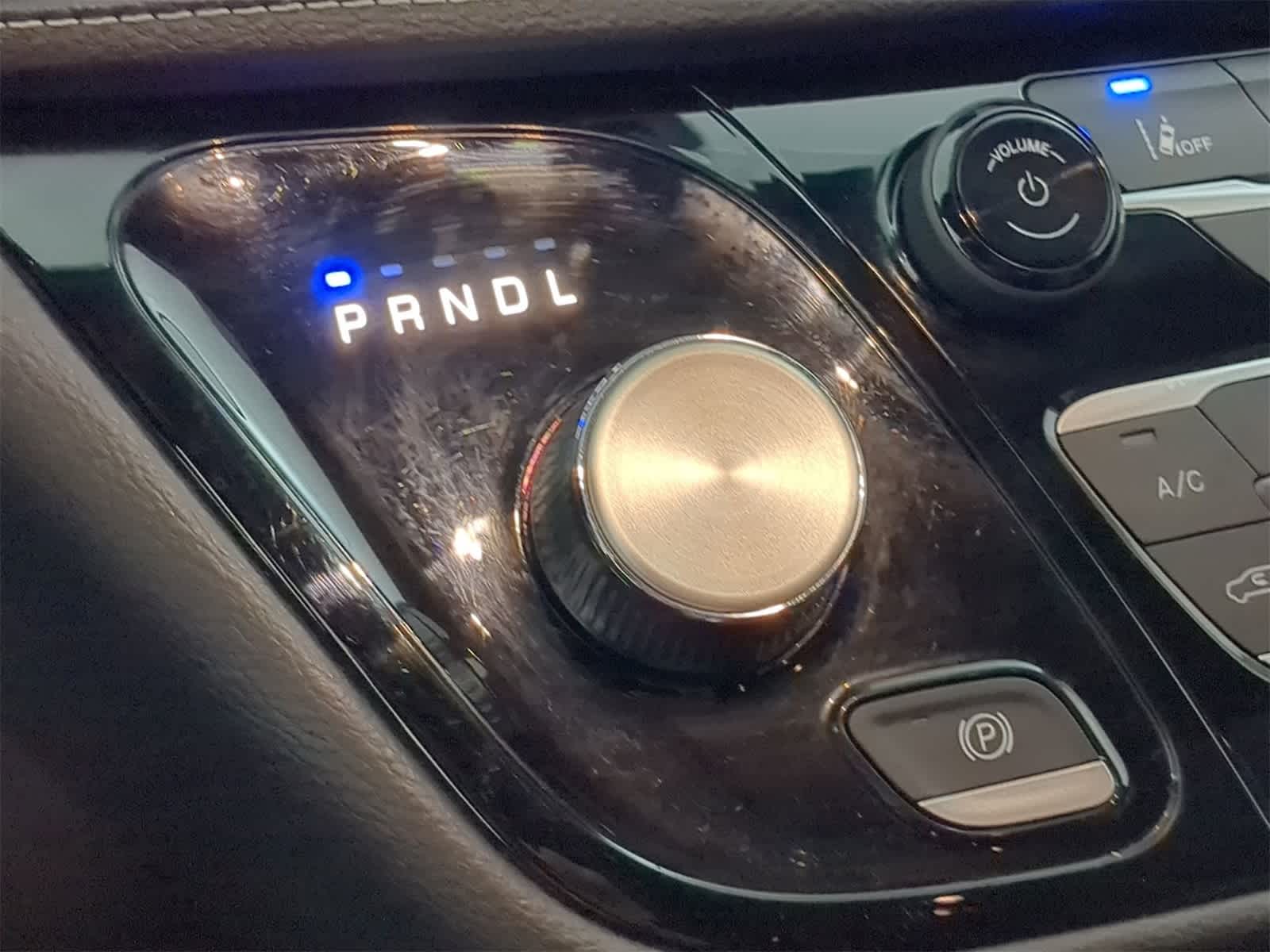 Thumbnail: 2023 Chrysler Pacifica - 29