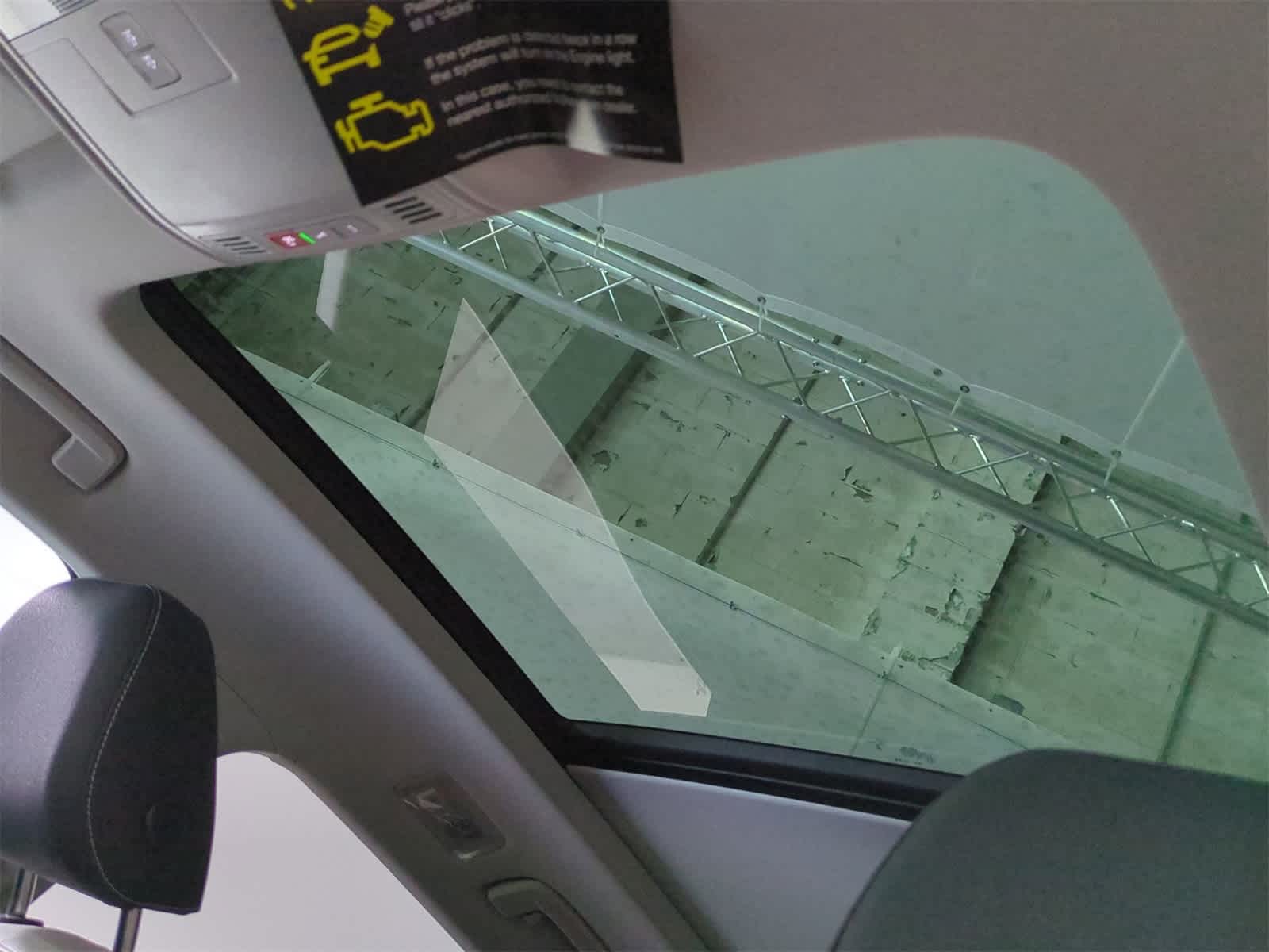 Thumbnail: 2025 Volkswagen Taos - 19