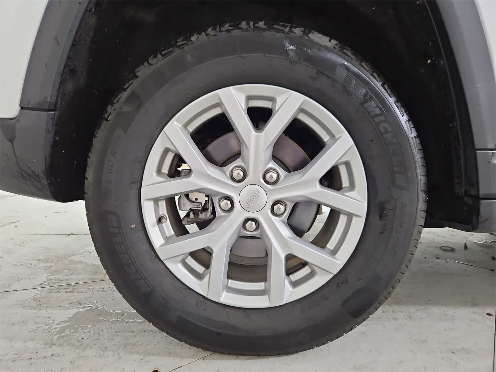 Thumbnail: 2023 Jeep Grand Cherokee - 13