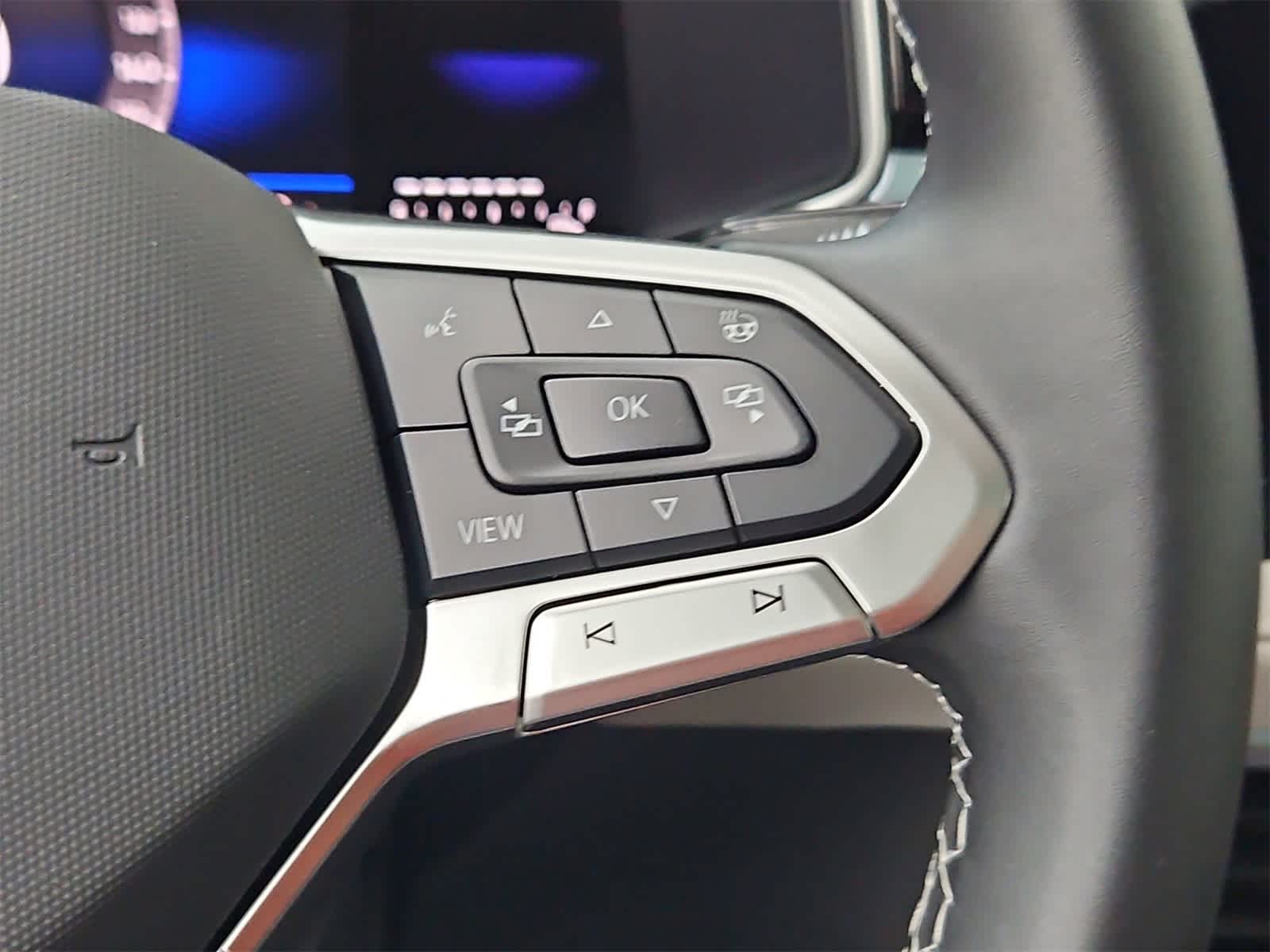 2025 Volkswagen Taos SE 25