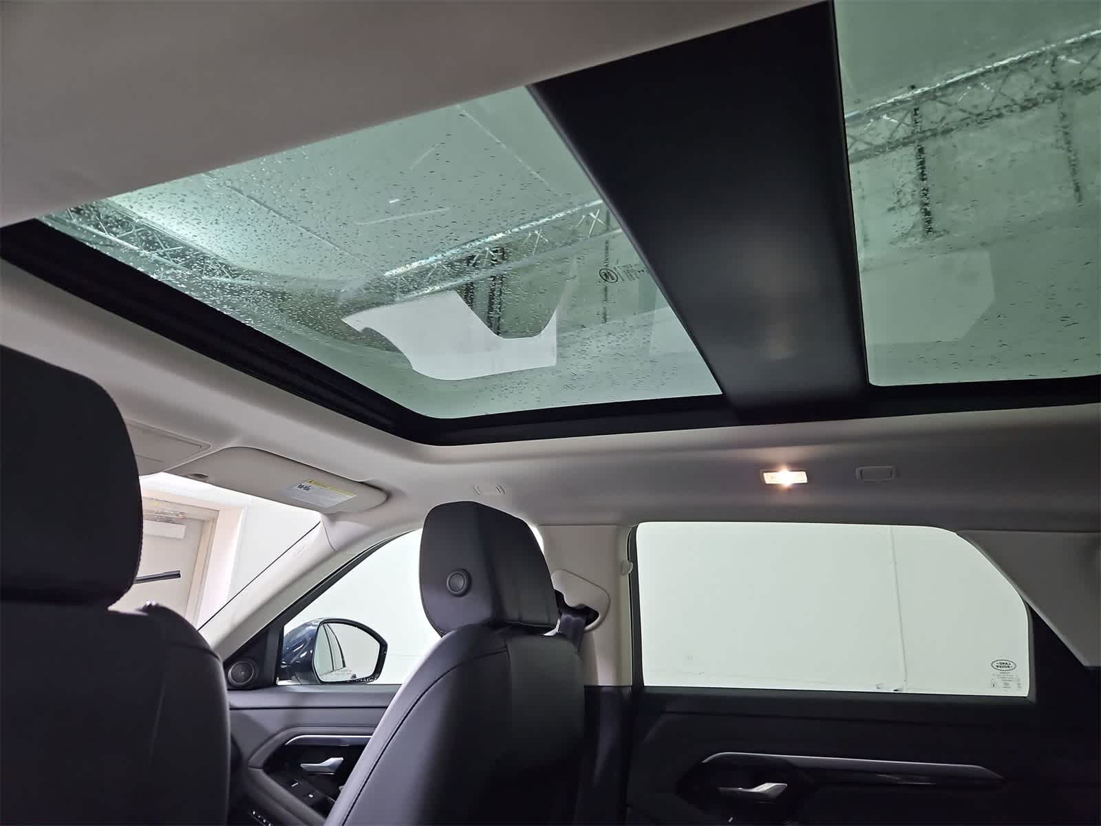 Thumbnail: 2020 Land Rover Range Rover Evoque - 22