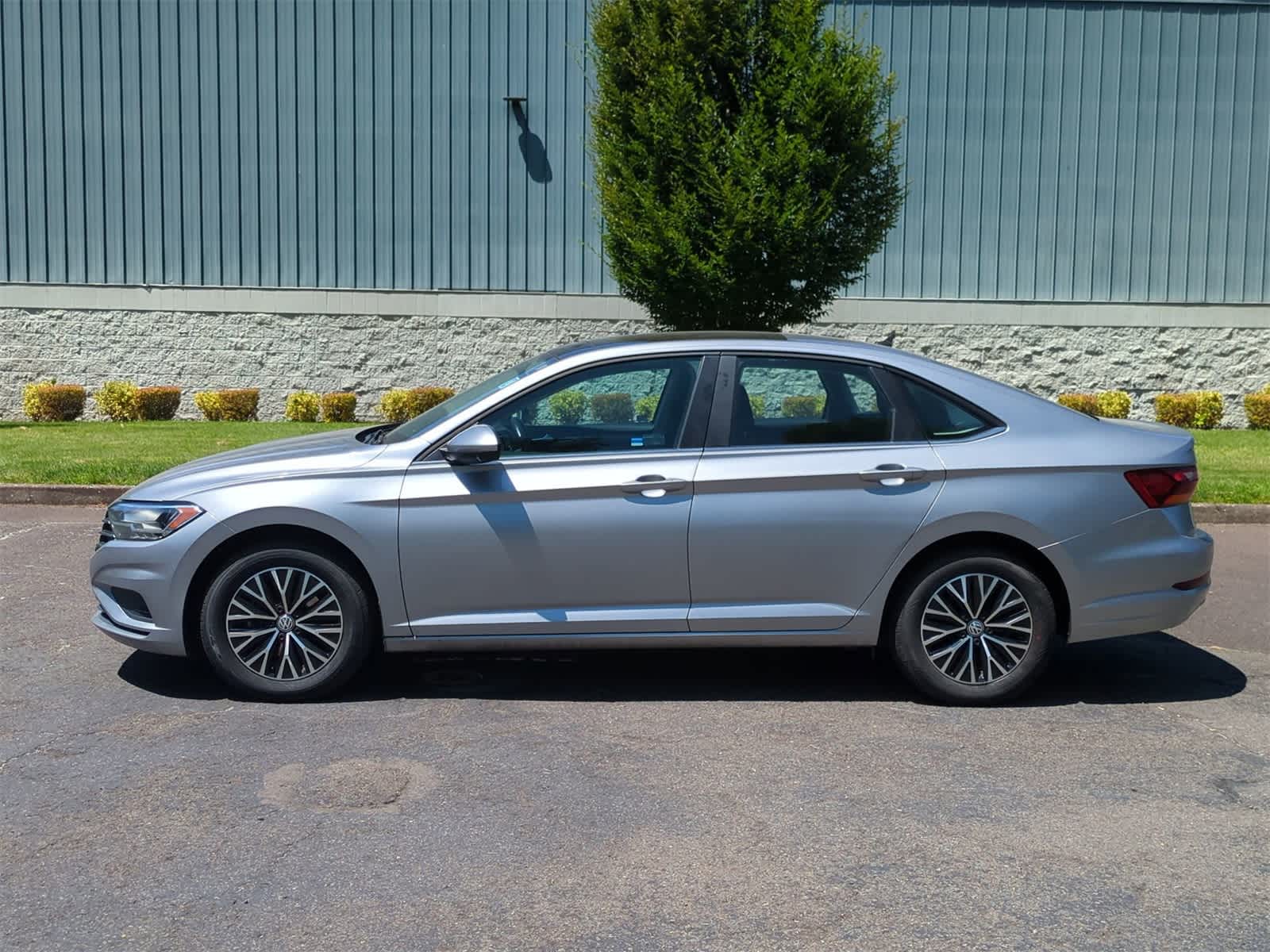 Thumbnail: 2019 Volkswagen Jetta - 3