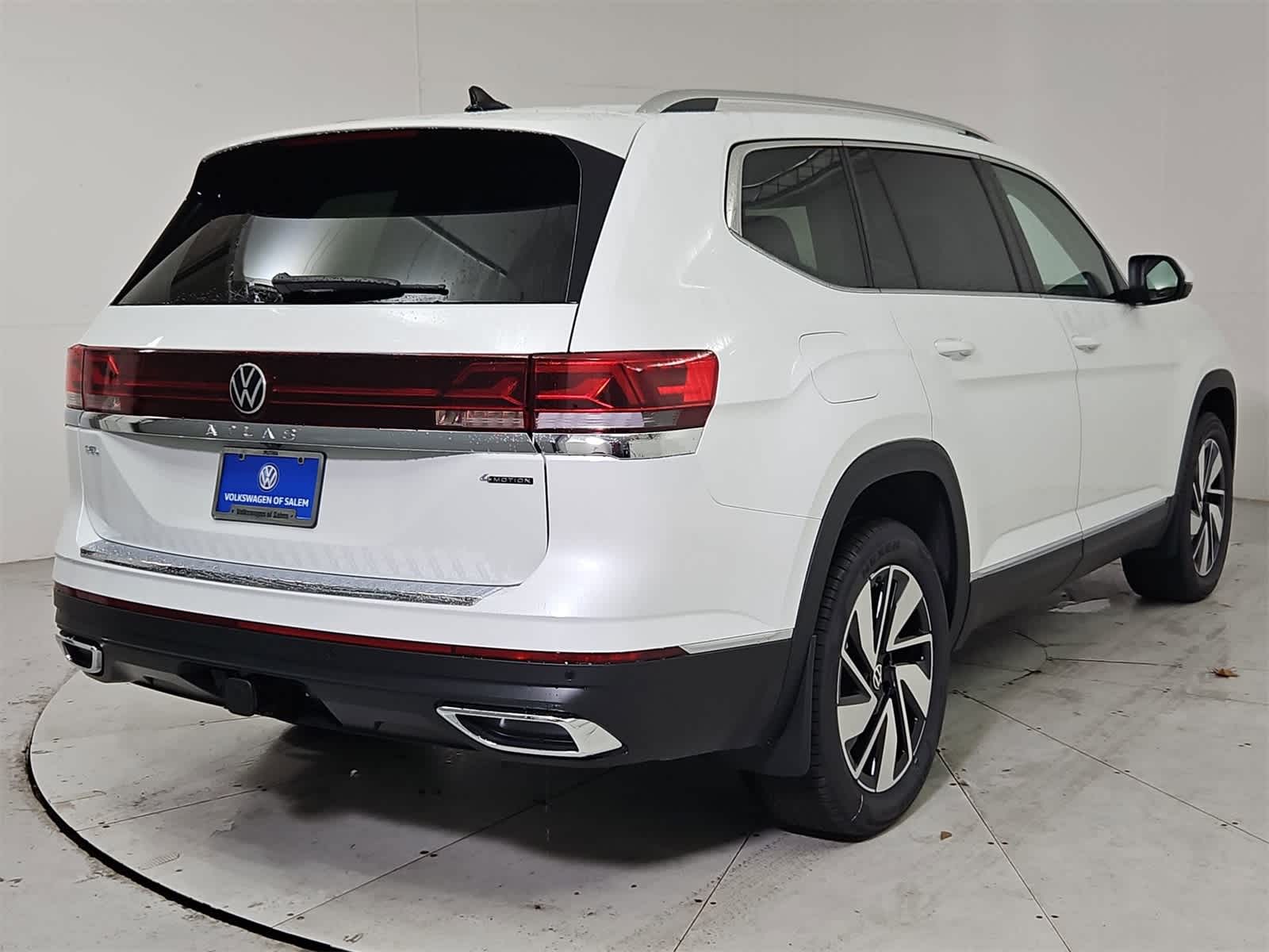 Thumbnail: 2026 Volkswagen Atlas - 6