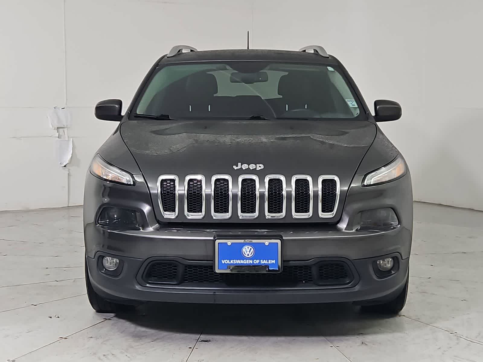 Thumbnail: 2018 Jeep Cherokee - 9
