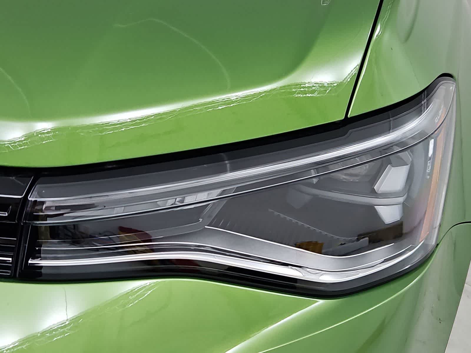 Thumbnail: 2026 Volkswagen Taos - 10