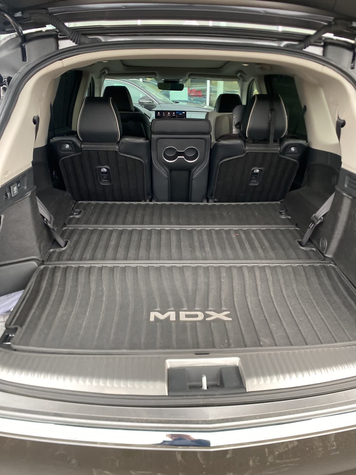 Thumbnail: 2022 Acura MDX - 6