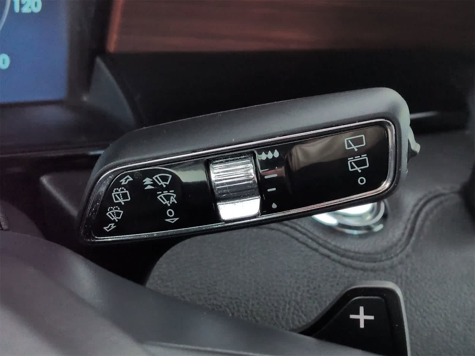 Thumbnail: 2023 Lincoln Navigator - 26