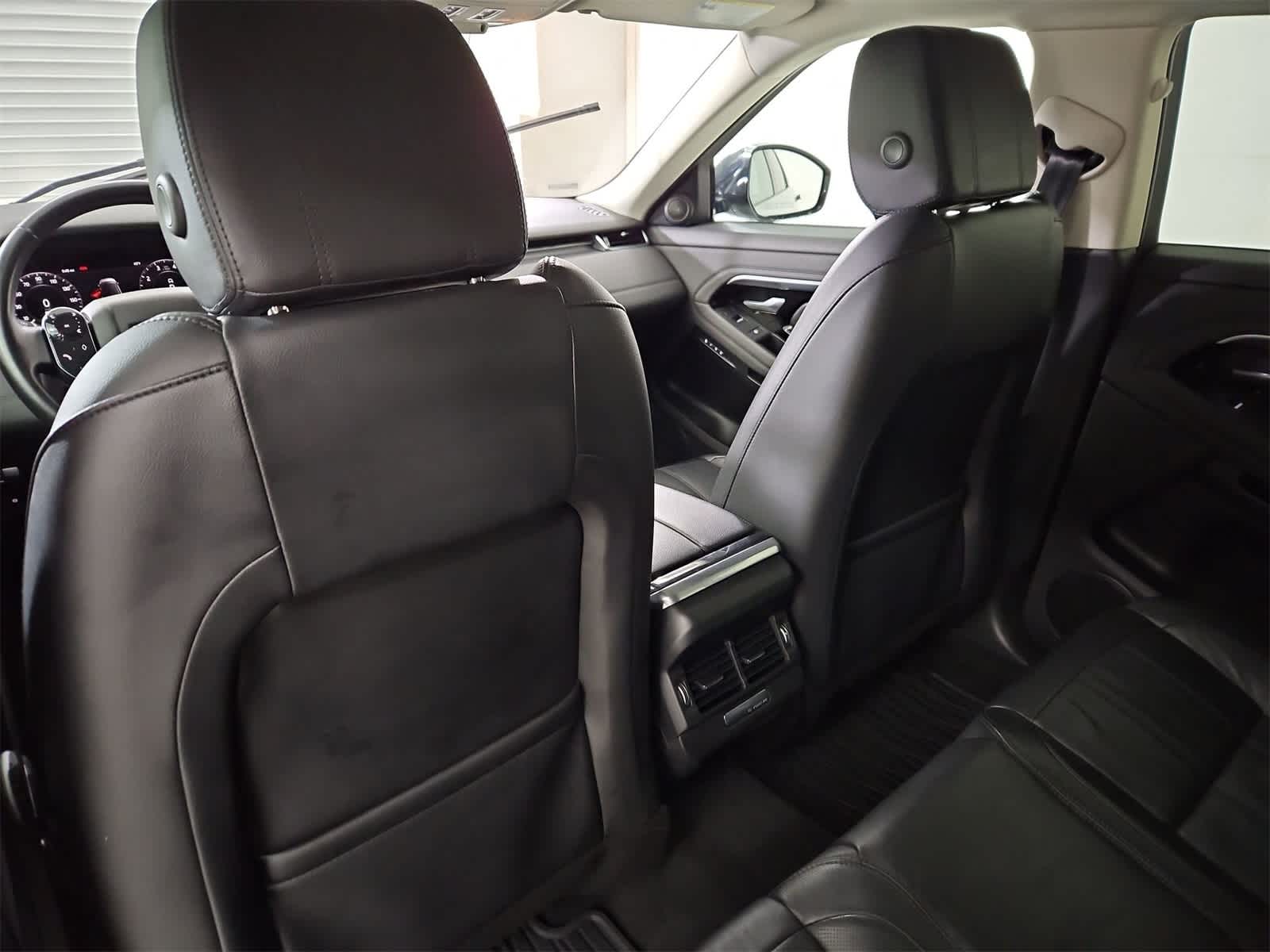 Thumbnail: 2020 Land Rover Range Rover Evoque - 18