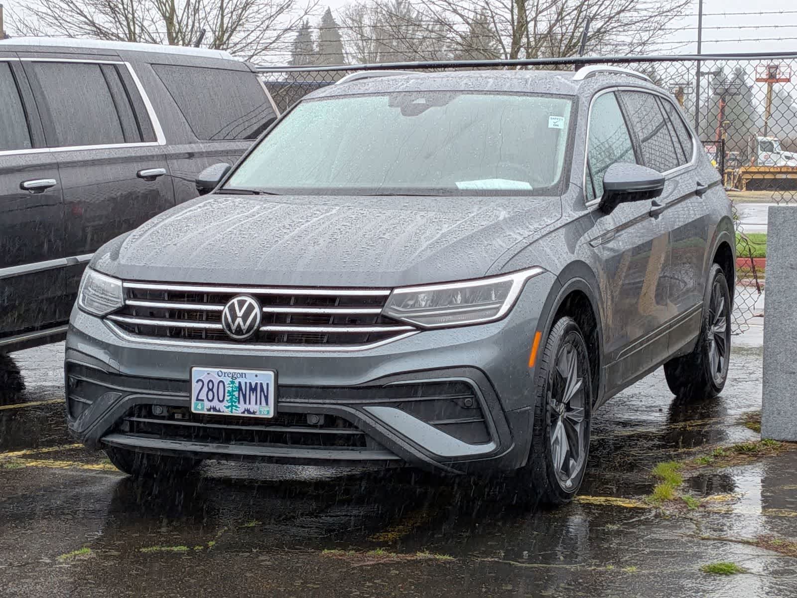 Thumbnail: 2022 Volkswagen Tiguan - 1