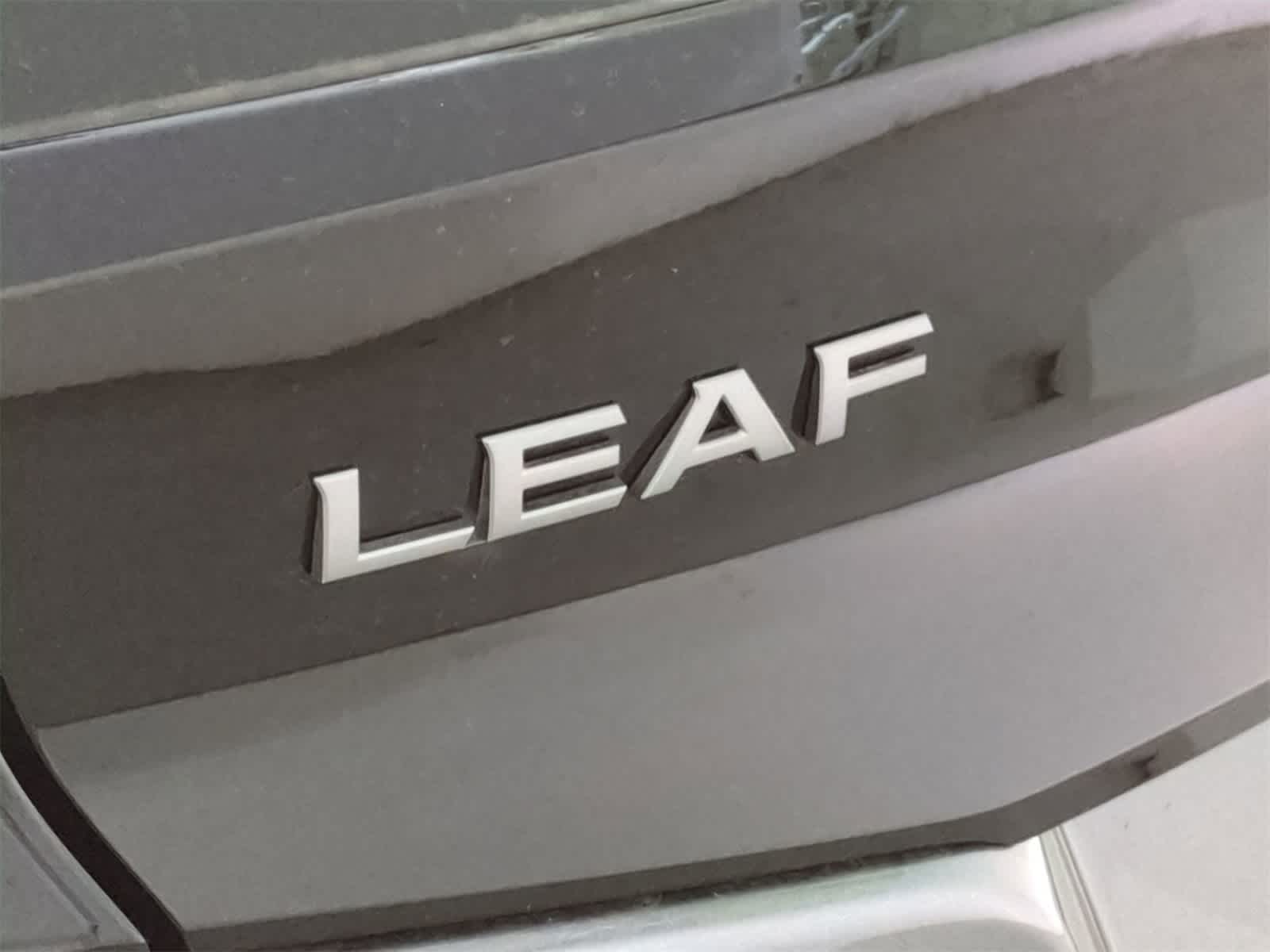 Thumbnail: 2023 Nissan Leaf - 12