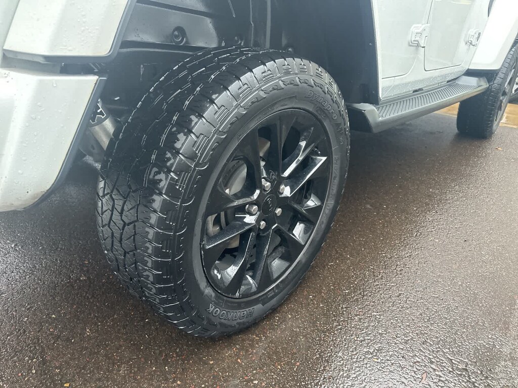 Used 2021 Jeep Wrangler Unlimited Sahara SUV