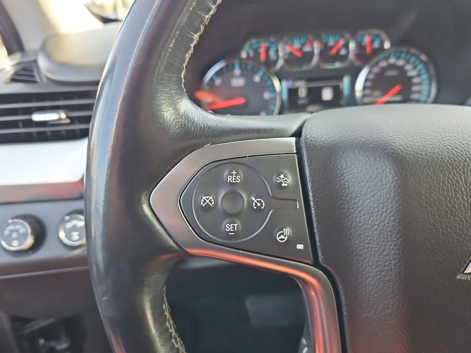 Thumbnail: 2017 Chevrolet Tahoe - 24