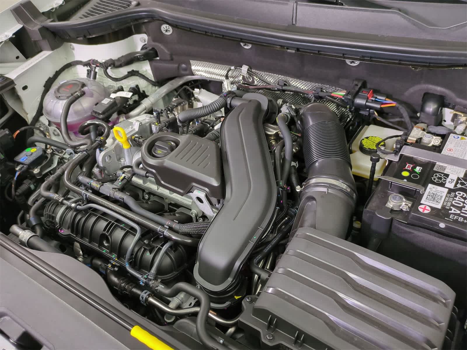 Thumbnail: 2025 Volkswagen Taos - 14