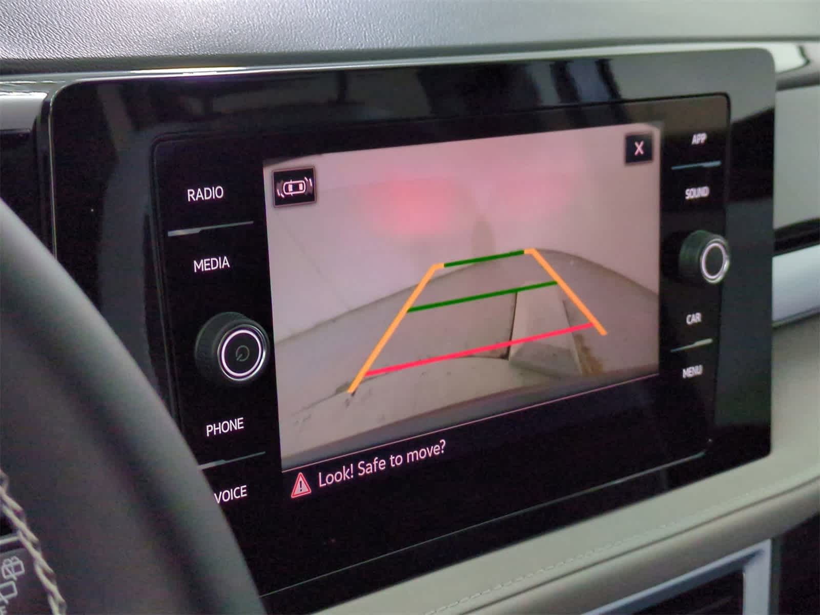 Thumbnail: 2025 Volkswagen Taos - 30