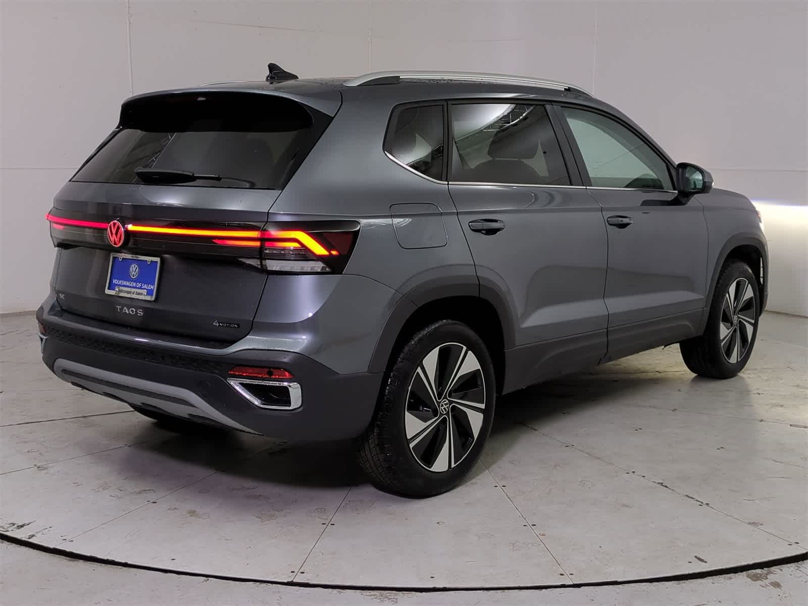 Thumbnail: 2025 Volkswagen Taos - 6